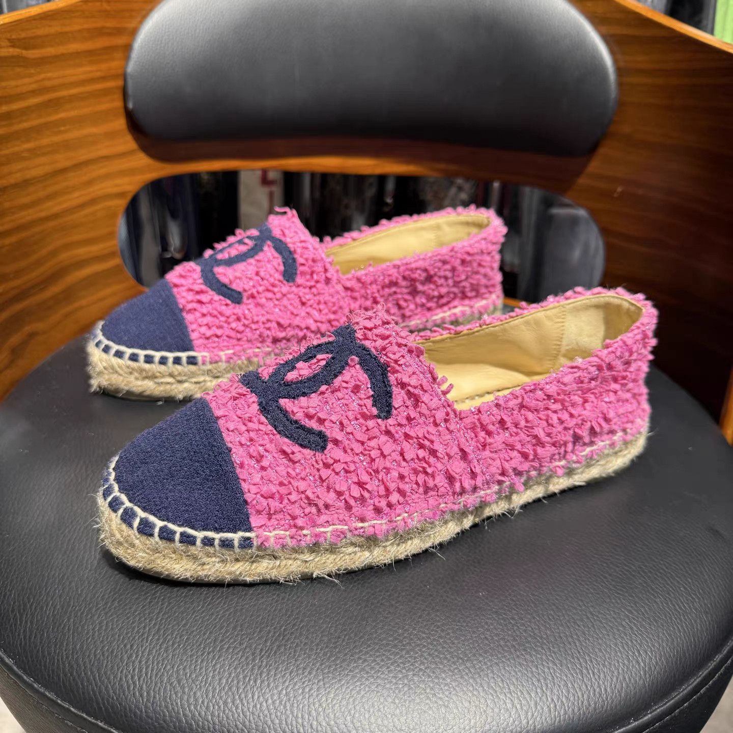 Chanel Chanel Pink Tweed Espadrilles K15 Size US 7 / IT 37 - 1 Thumbnail