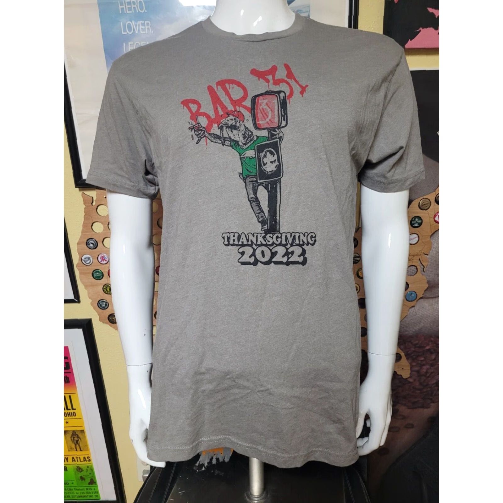 Next Level Bar 31 Ambler PA T Shirt Large Gray Next Level 60% Cotton 40% Polyester Crew Neck Short Sleeve Men Logo Restaurants, Bars Size US L / EU 52-54 / 3 - 2 Thumbnail