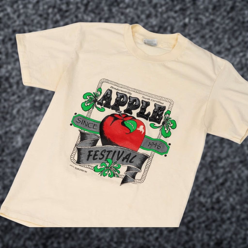 Hanes VINTAGE Hanes Apple Festival T-Shirt Men M Single Stitch NC North Carolina 90s USA Festival Apple Logo Ivory Cotton Crew Neck Short Sleeve Size US M / EU 48-50 / 2 - 1 Thumbnail
