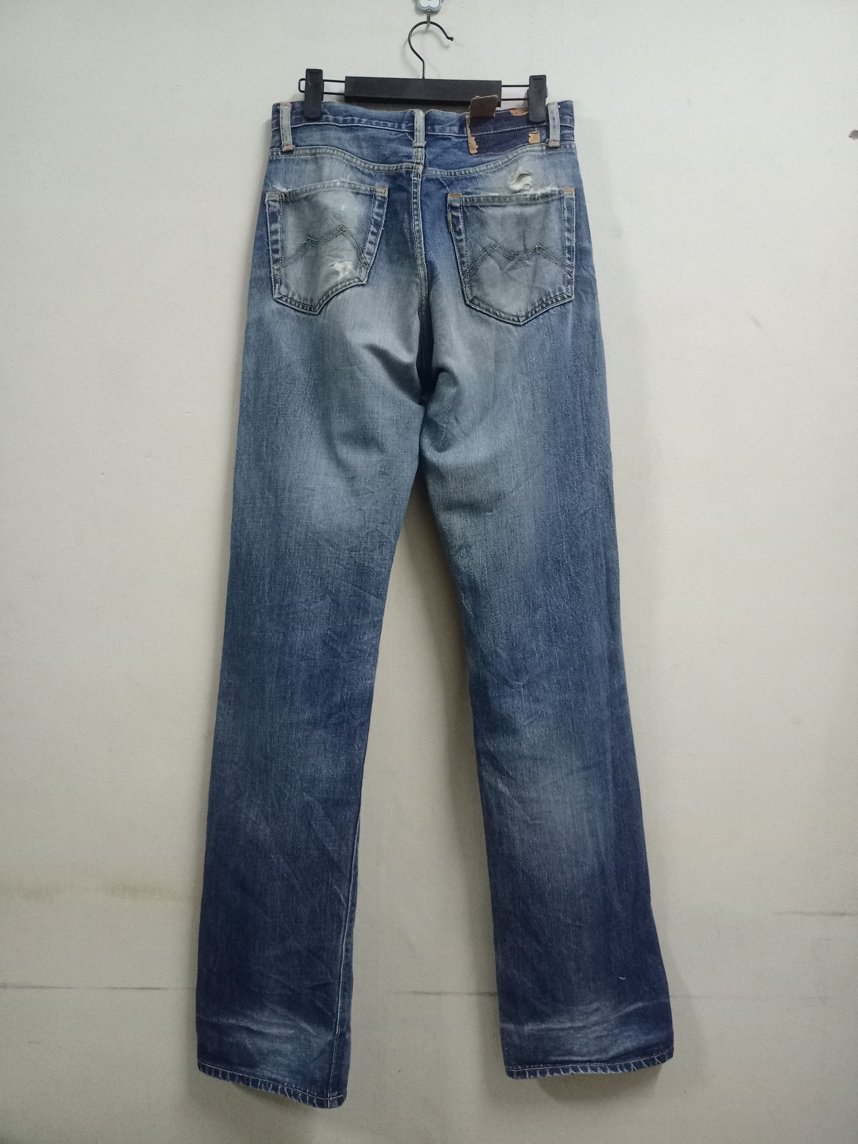 Chevignon Vintage Chevignon Blue Wash Distressed Loose Jeans Size US 28 / EU 44 - 3 Thumbnail