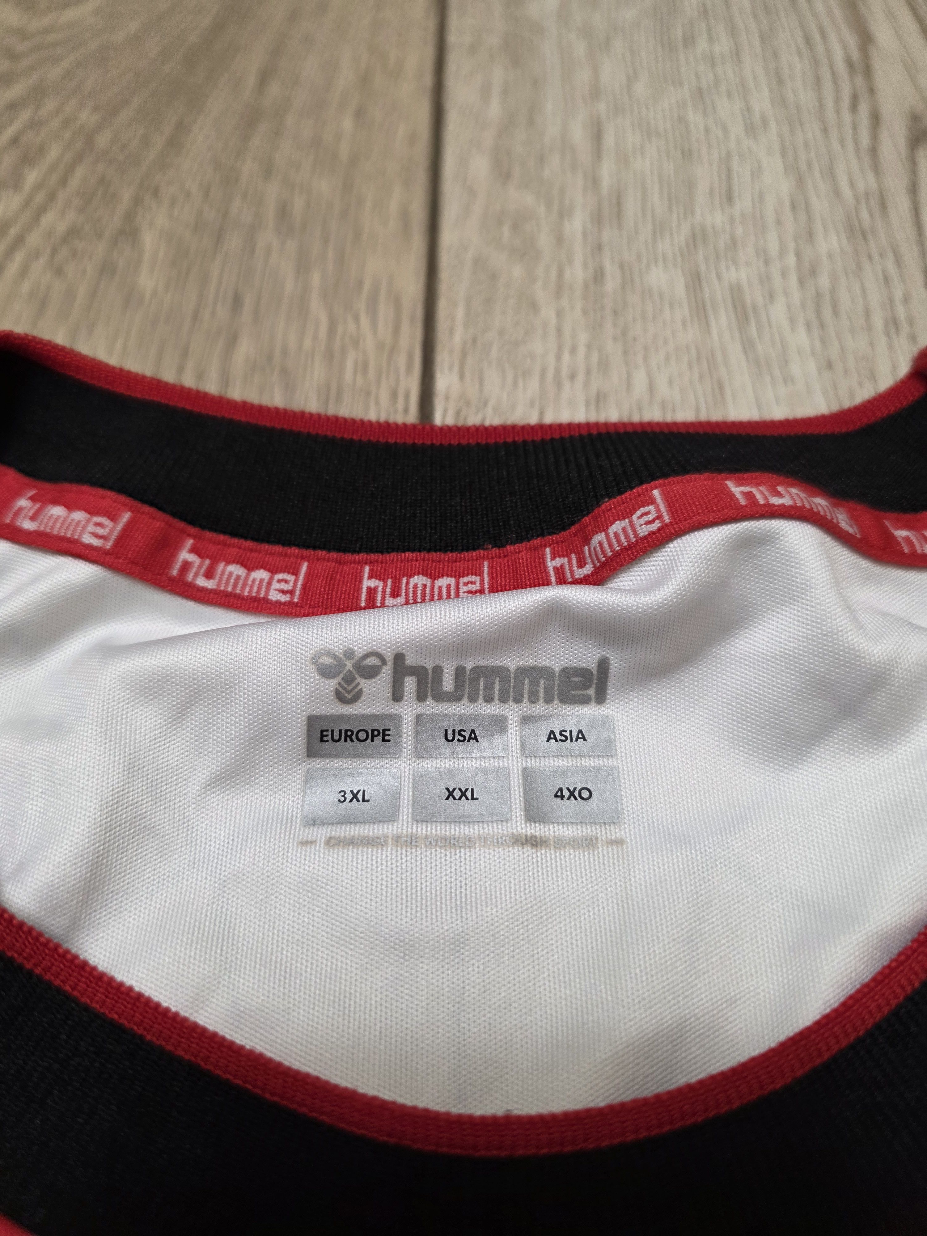 Hummel SOUTHAMPTON 2022 2023 HOME FOOTBALL SOCCER JERSEY 3XL Size US XXL / EU 58 / 5 - 7 Thumbnail