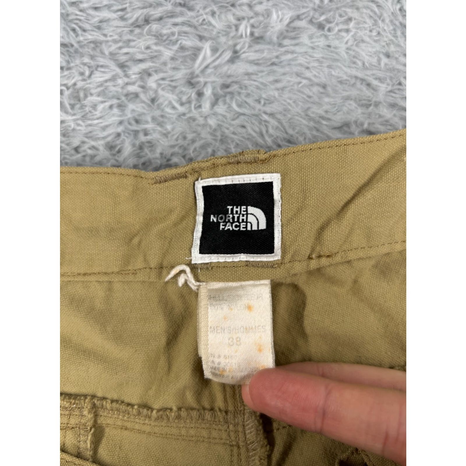 The North Face The North Face Short Men 38 Beige Nylon Polyester Zipper Pocket Cargo 7 Inseam Regular 38x7 Chino Canvas Golf Casual Travel Size US 38 / EU 54 - 7 Thumbnail