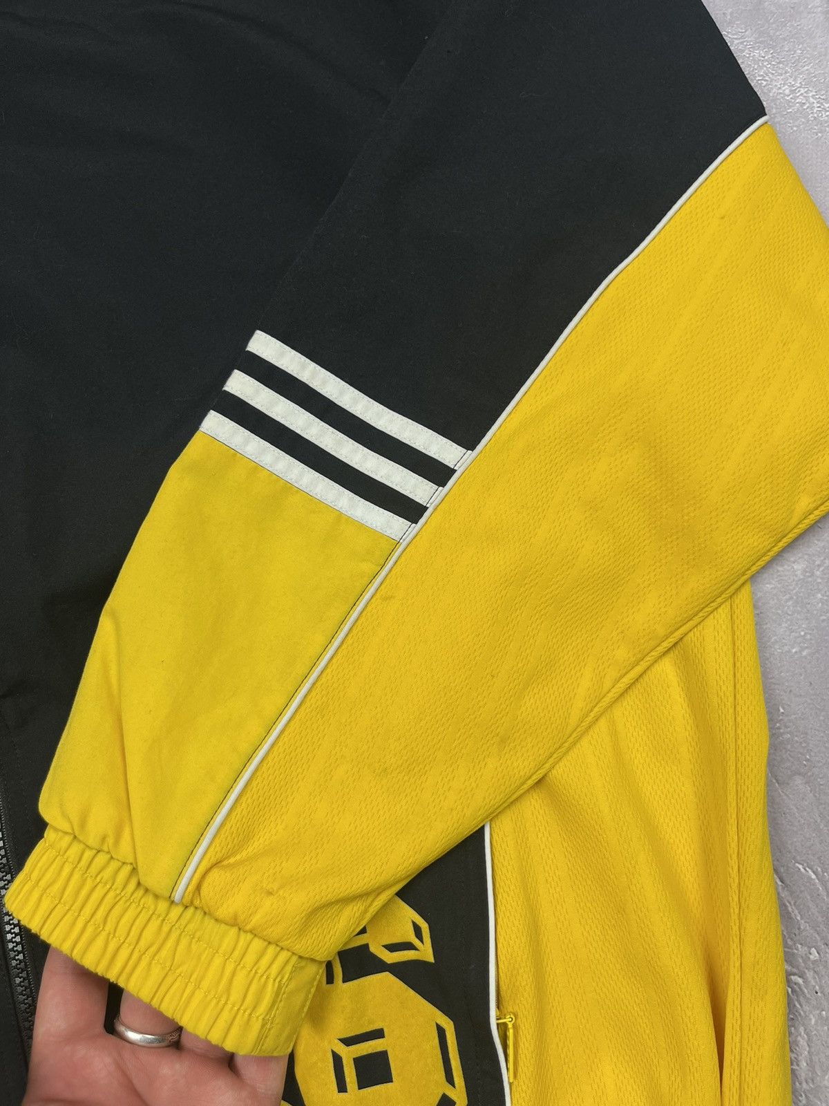 Adidas Vintage Adidas Soccer Jacket Yellow/Black SV POLICH/SCHLEICH Size US L / EU 52-54 / 3 - 11 Thumbnail