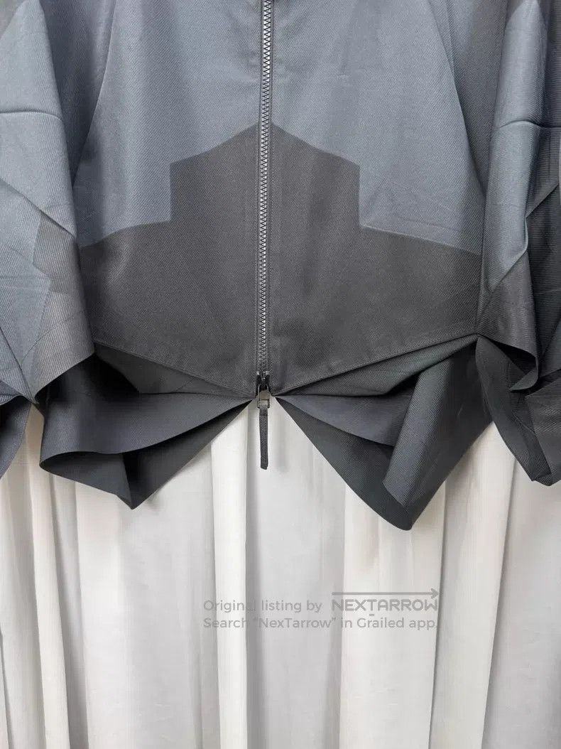 Issey Miyake Issey Miyake Size 3 Origami-style cropped jacket with geome Size L / US 10 / IT 46 - 4 Thumbnail