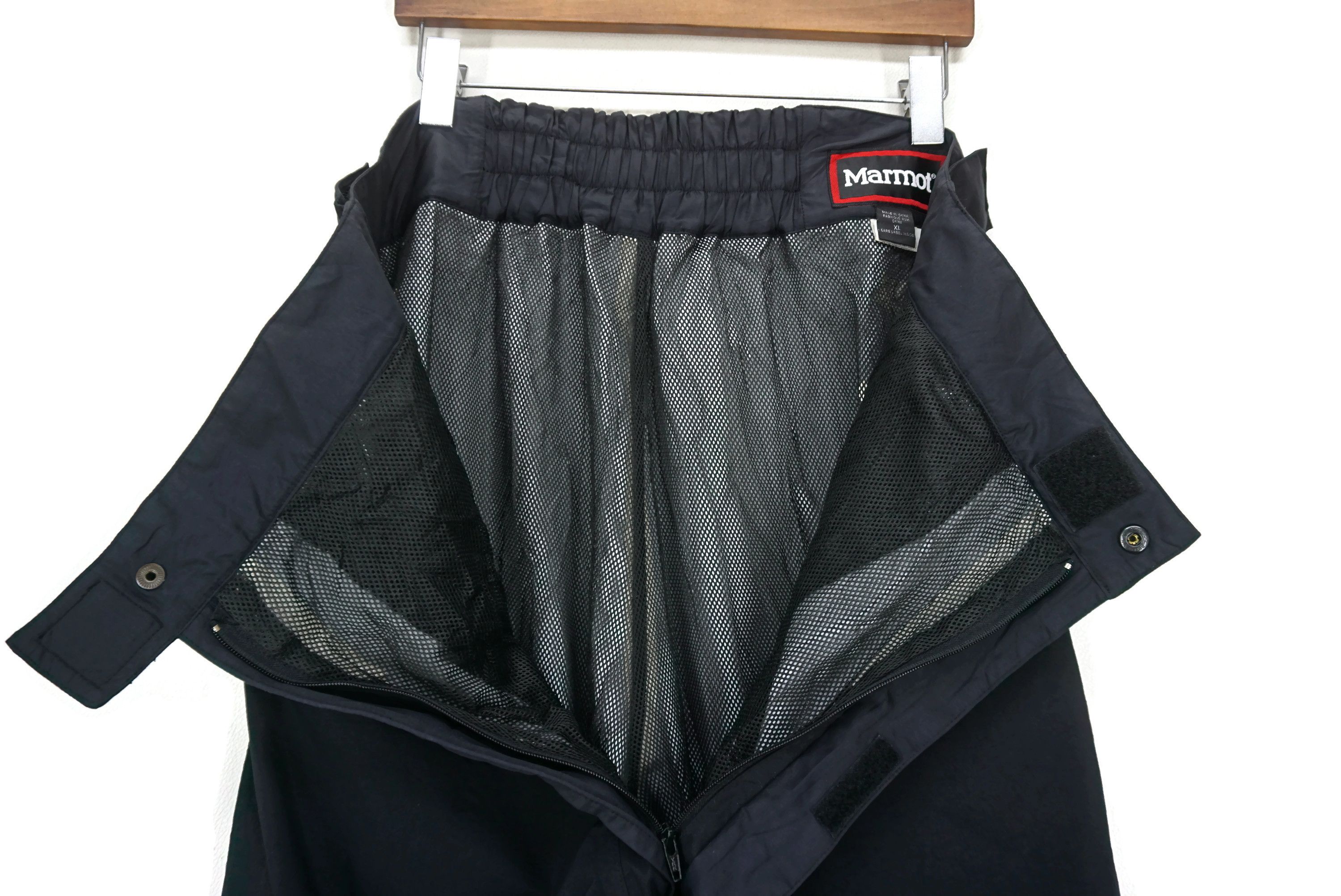 Marmot Ski Pants fit W37xL32 Marmot Snowboards Articulate Knee Size US 36 / EU 52 - 12 Thumbnail