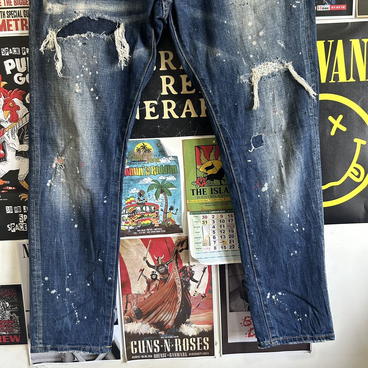 Dsquared2 Vintage Dsquared2 Paint Splash Patches Distressed Denim Size US 37 - 4 Thumbnail