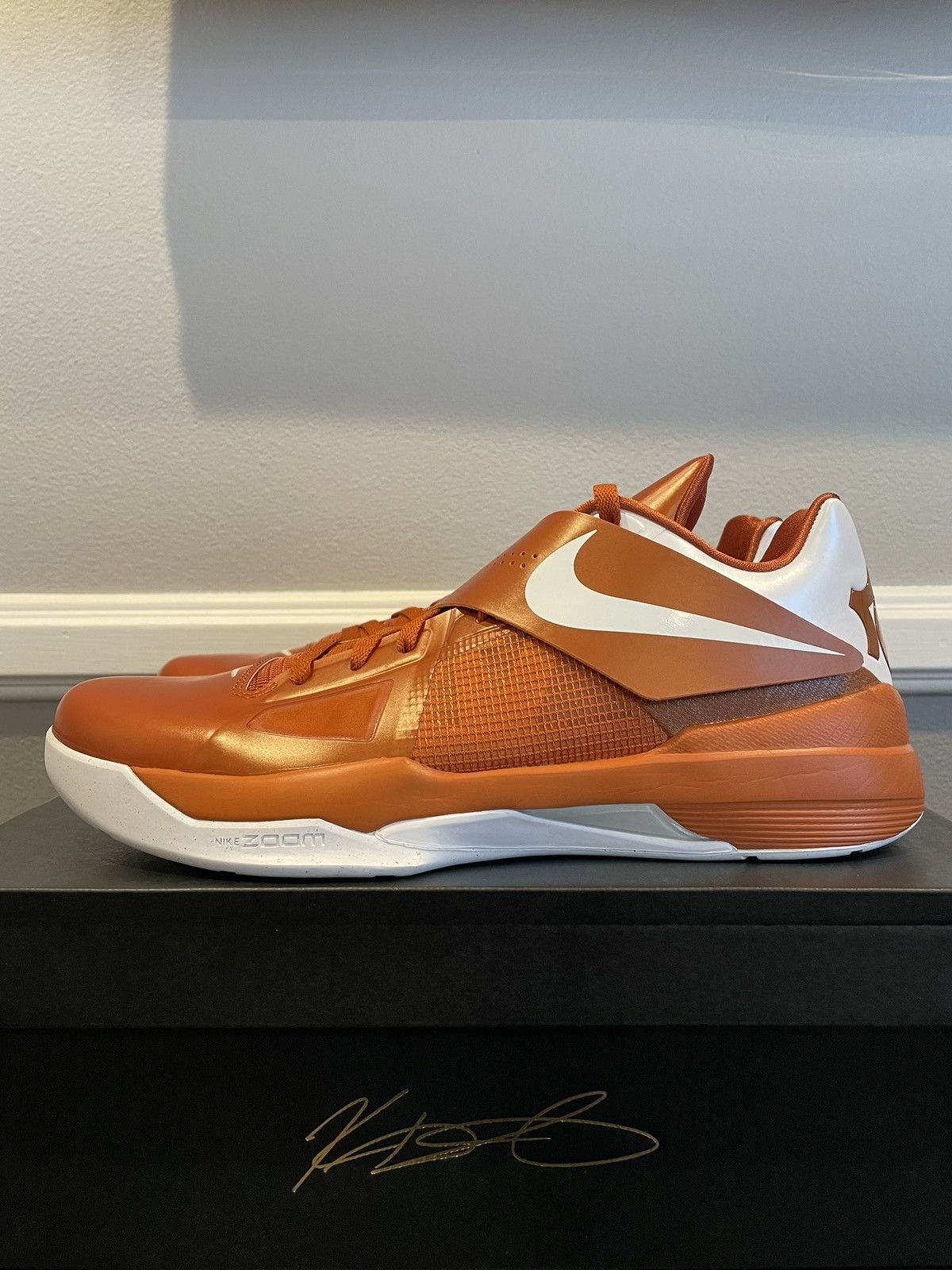 Nike Nike KD 4 Texas Longhorns Size 10 Mens Size US 10 / EU 43 - 1 Thumbnail