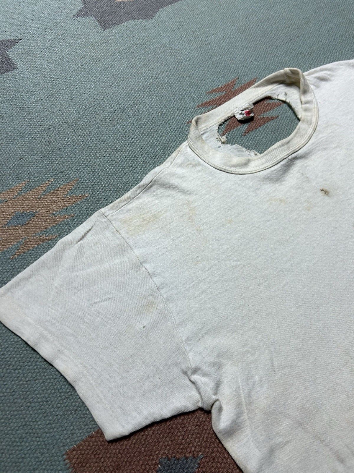 Vintage Vtg 1960s blank white t shirt Hanes soft cotton distressed M Size US M / EU 48-50 / 2 - 6 Thumbnail