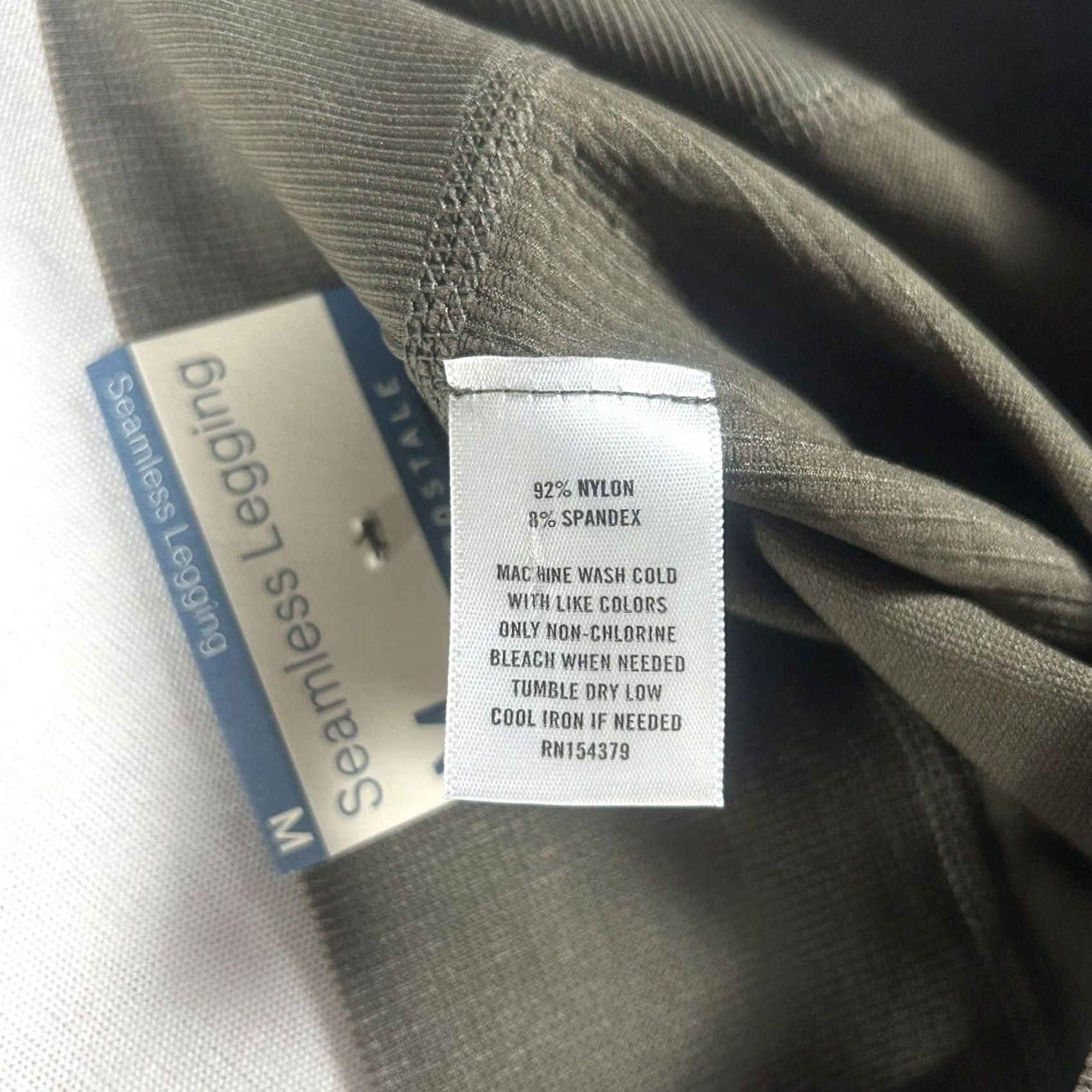 Vintage Aero Womens Leggings Ankle Size M Olive Green NWT Seamless High Rise Skinny Cable? Size 32" / US 10 / IT 46 - 4 Thumbnail