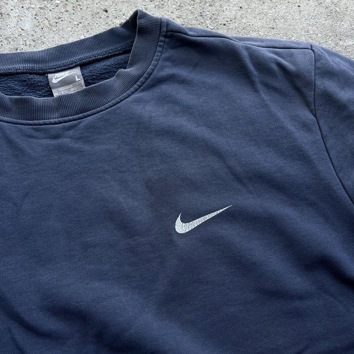 Nike × Vintage Nike washed sweatshirt crewneck vintage swoosh Size US L / EU 52-54 / 3 - 4 Thumbnail