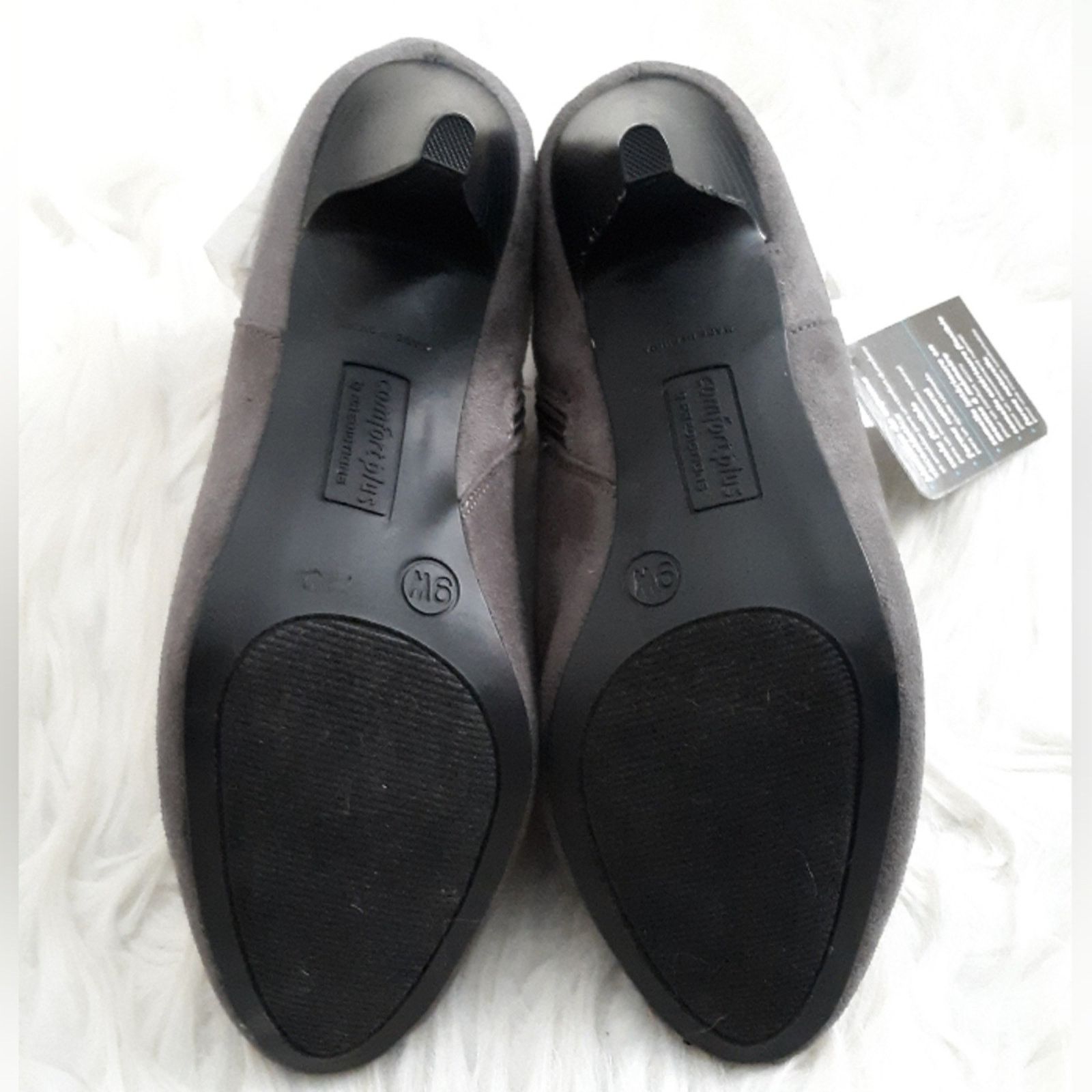 Other Comfort Plus Predictions Heeled Booties Size US 9 / IT 39 - 12 Thumbnail