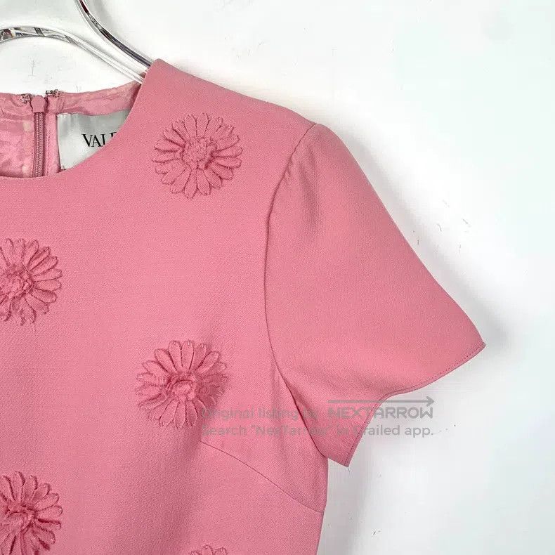 Valentino Valentino Flower embroidered crew neck short sleeve dress Size M / US 6-8 / IT 42-44 - 3 Thumbnail