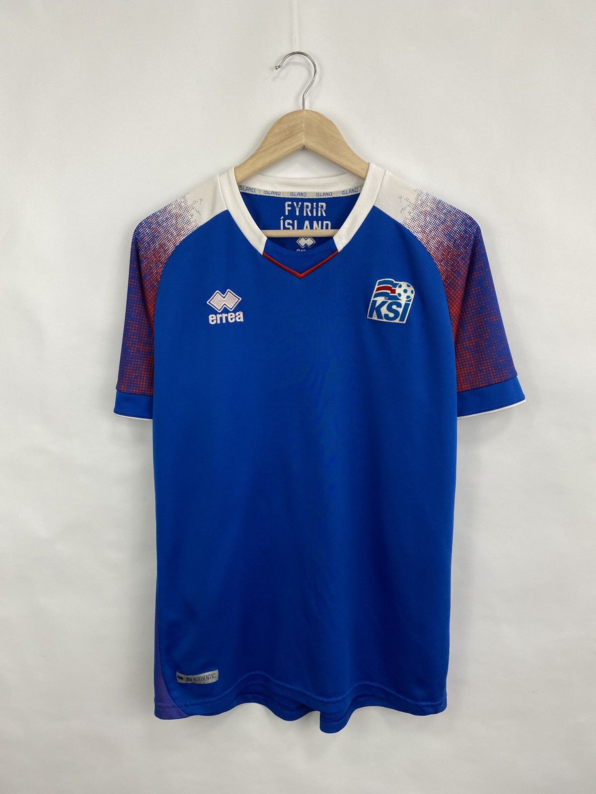 Errea 🇮🇸 Vintage Errea Iceland KSI Soccer Jersey Blokecore Rare Size US L / EU 52-54 / 3 - 3 Thumbnail