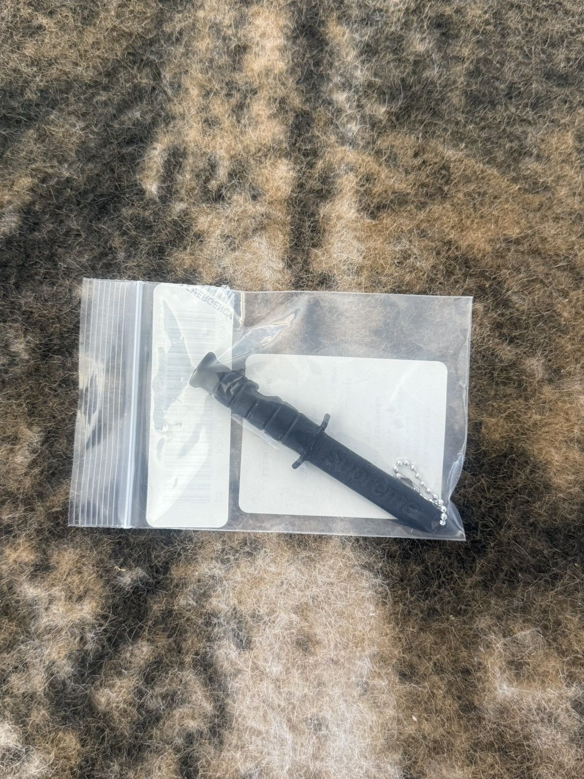 Supreme SUPREME X KA BAR EMERGENCY WHISTLE Size ONE SIZE - 4 Thumbnail