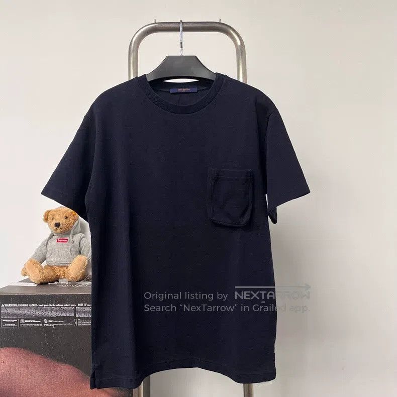 Louis Vuitton Louis Vuitton Black pocket full of dark lines short sleeve Size US M / EU 48-50 / 2 - 1 Thumbnail