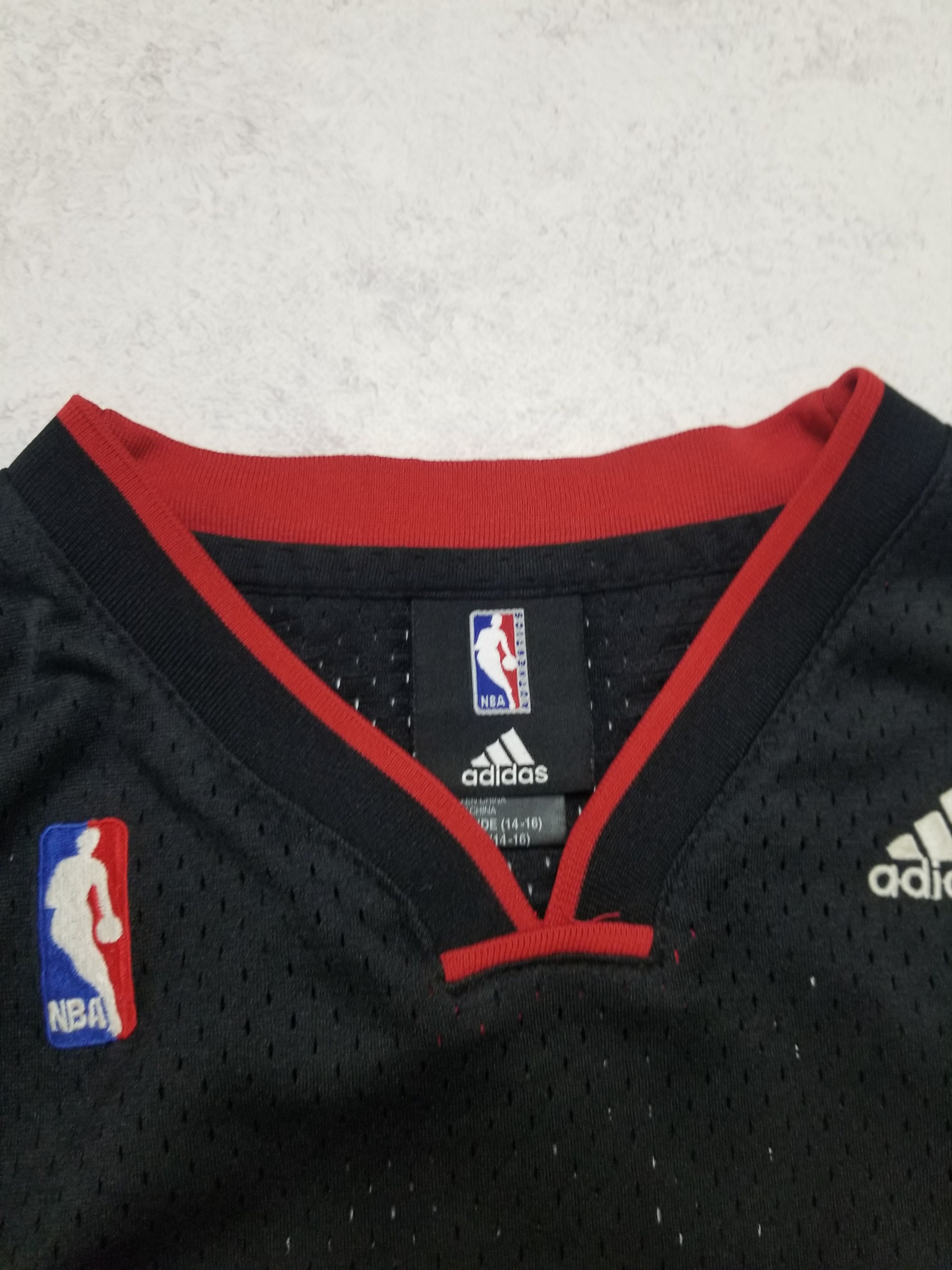 Adidas Miami Heat Wade NBA Swingman Jersey Youth L 14-16 Men's 2XS Size US XXS / EU 40 - 12 Thumbnail