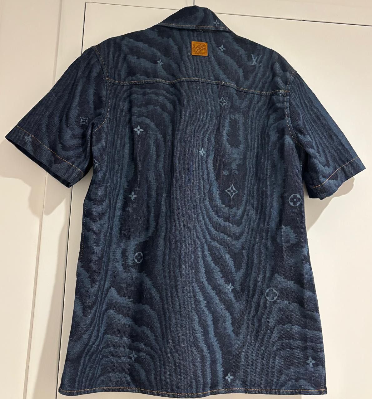 Louis Vuitton Louis Vuitton Short Sleeved Denim Shirt Size US S / EU 44-46 / 1 - 5 Thumbnail