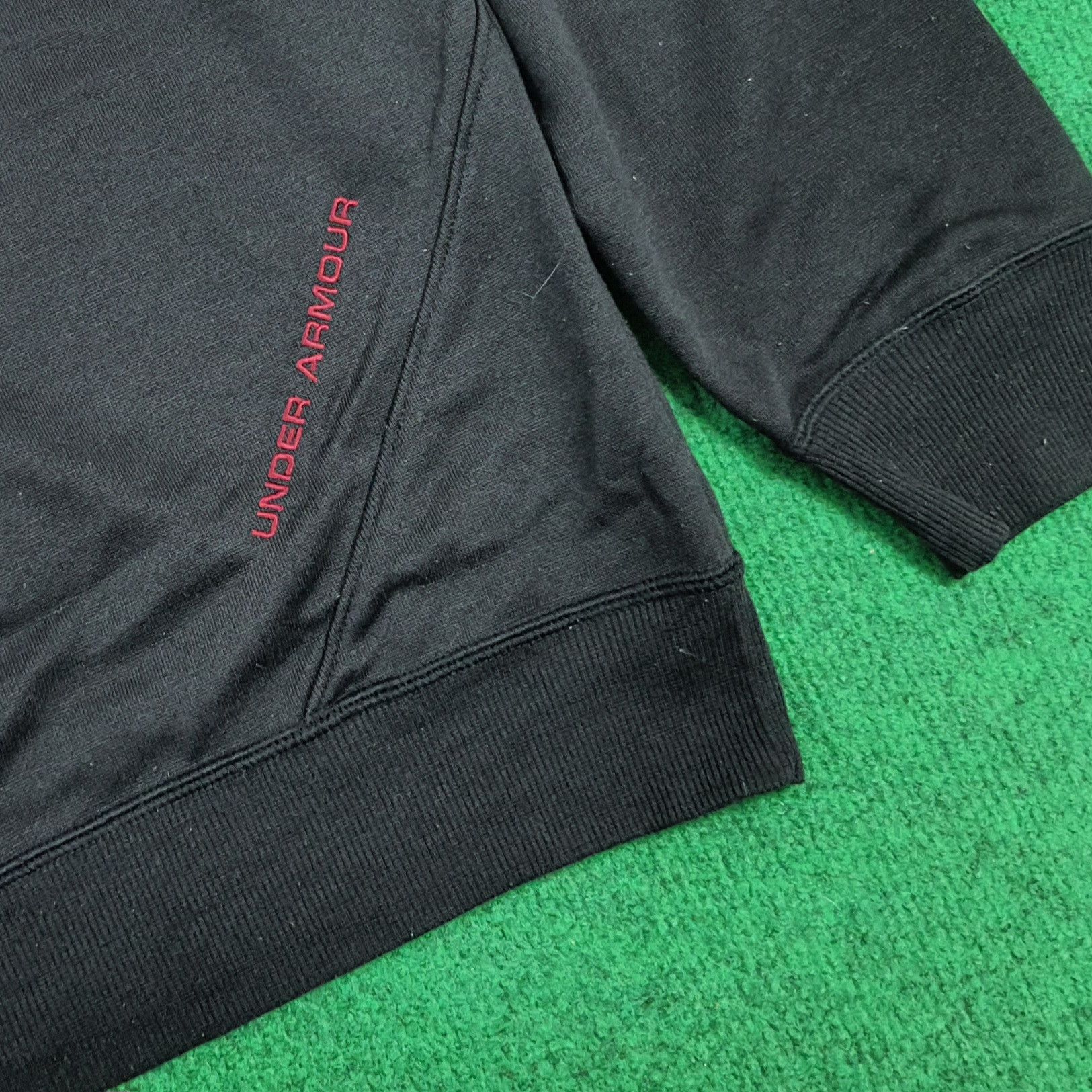 Under Armour Vintage Under Armour Big Logo Crewneck Pullover C290N35 Size US M / EU 48-50 / 2 - 5 Thumbnail