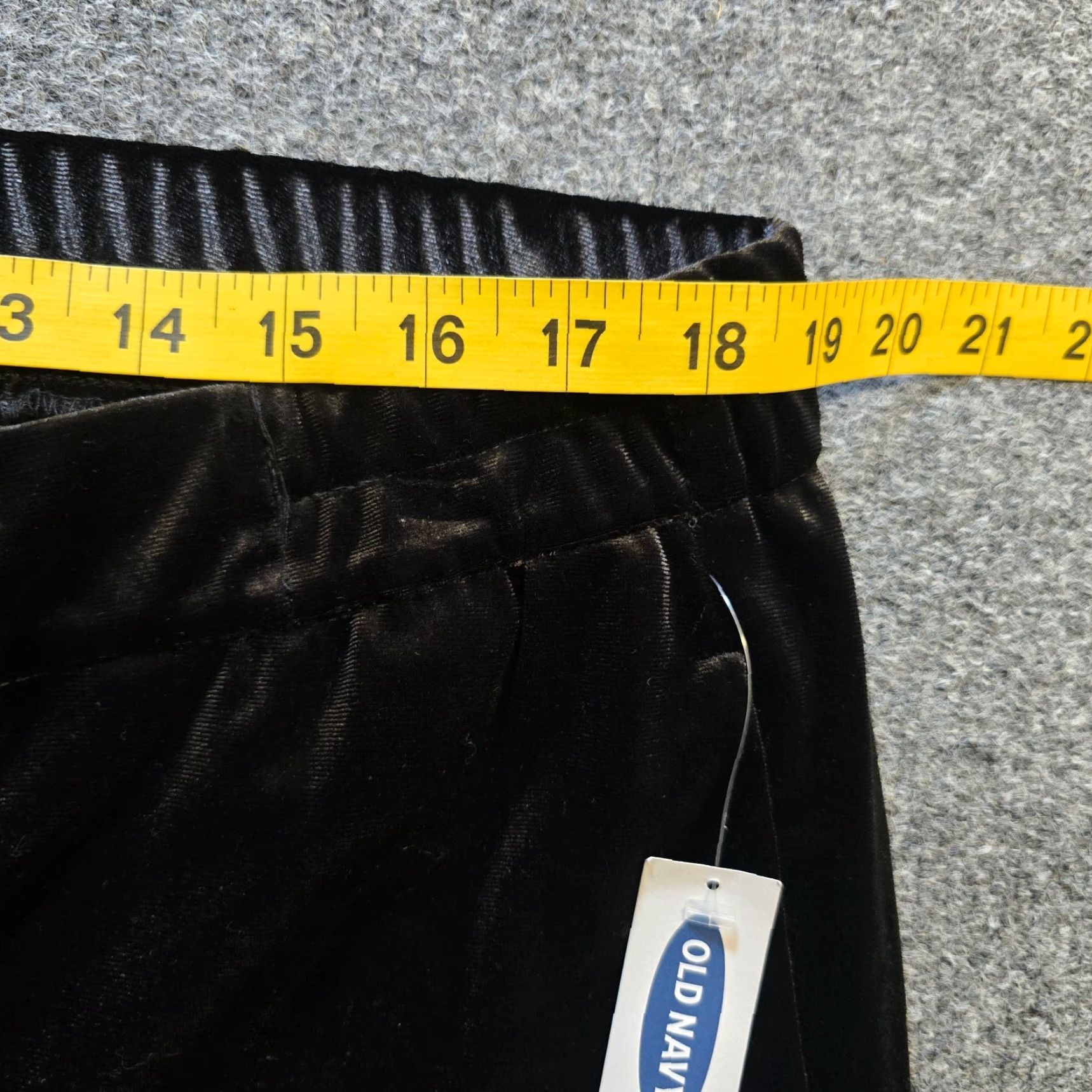 Old Navy Old Navy Pants Womens XL Black Velour Wide-Leg Cropped Pull On Holiday Casual Size 40" / US 18 - 5 Thumbnail