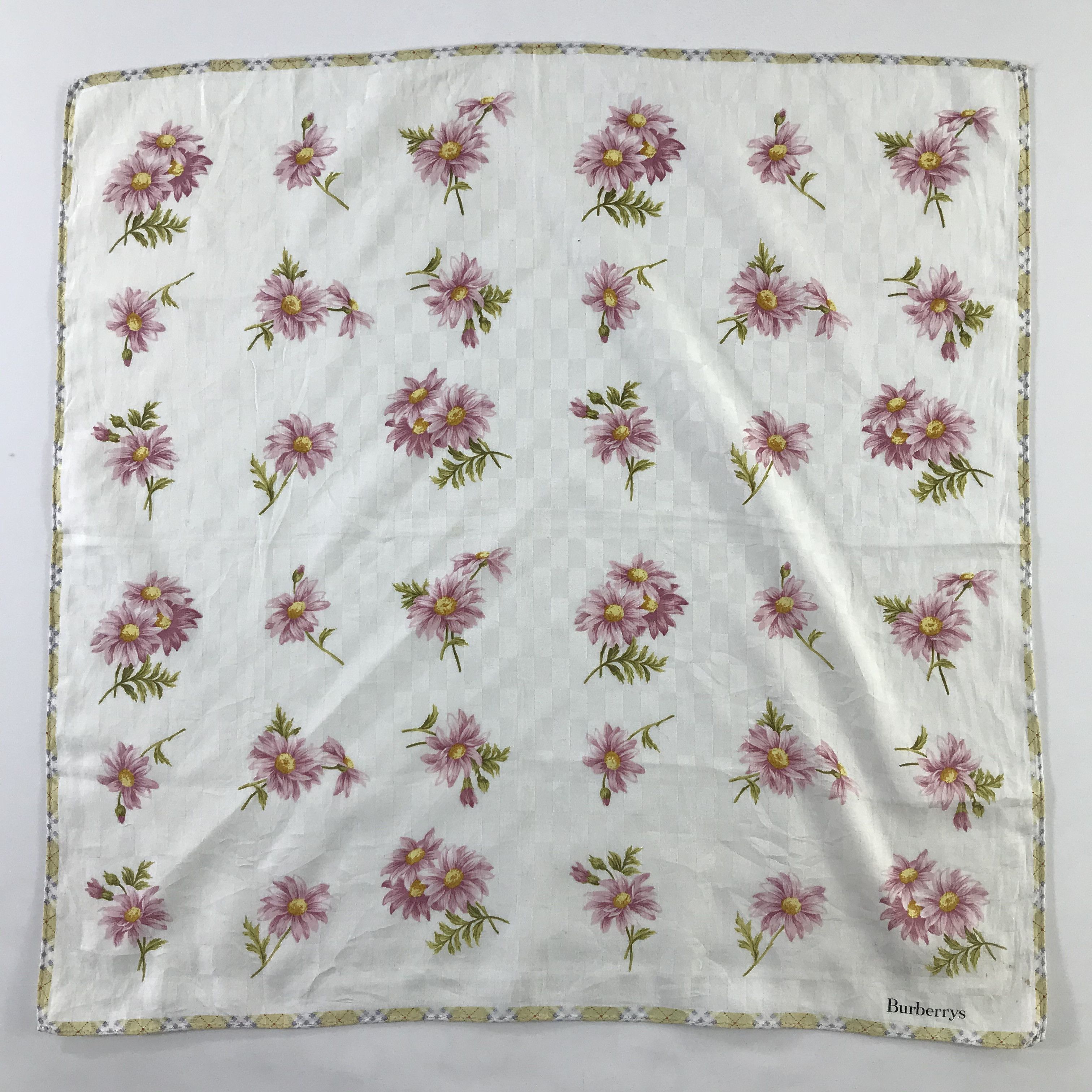 Burberry × Vintage Burberry Bandana / Handkerchief / Neckerchief - S1141 Size ONE SIZE - 1 Thumbnail