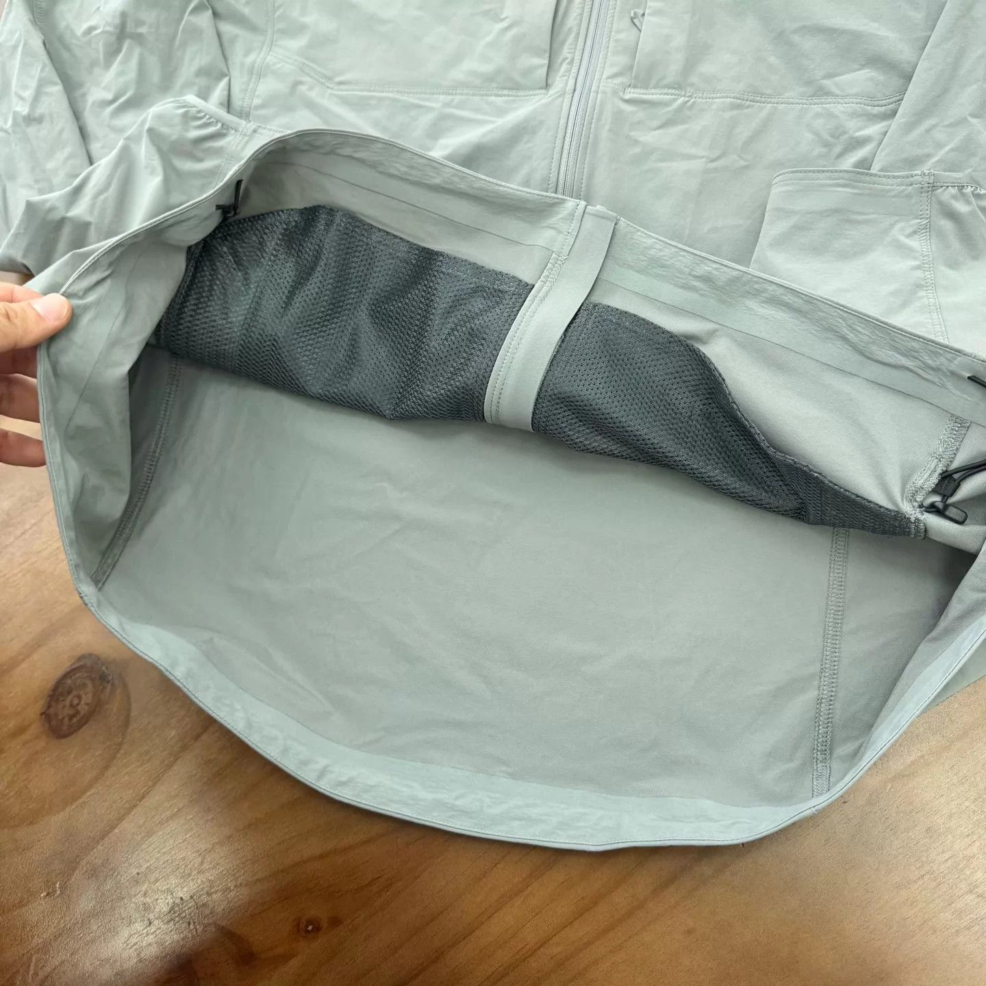 Arc'teryx Arc'teryx Gamma Lightweight Space Gray L (like new) Size L / US 10 / IT 46 - 6 Thumbnail