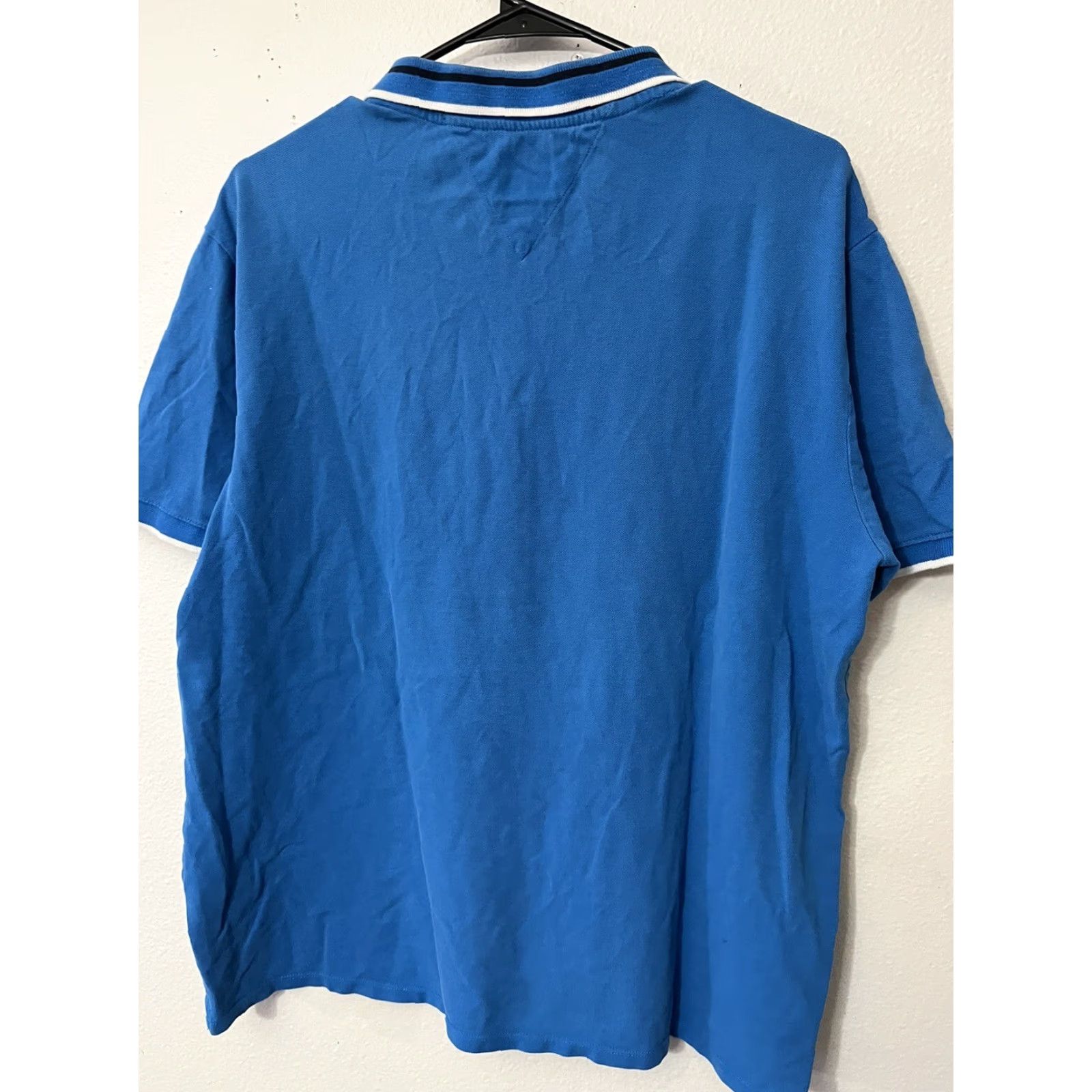 Guess VINTAGE GUESS Polo Shirt Blue Solid Triangle Logo Large L Men Polo Shirt Blue Logo/Angel 90s? Size US L / EU 52-54 / 3 - 4 Thumbnail