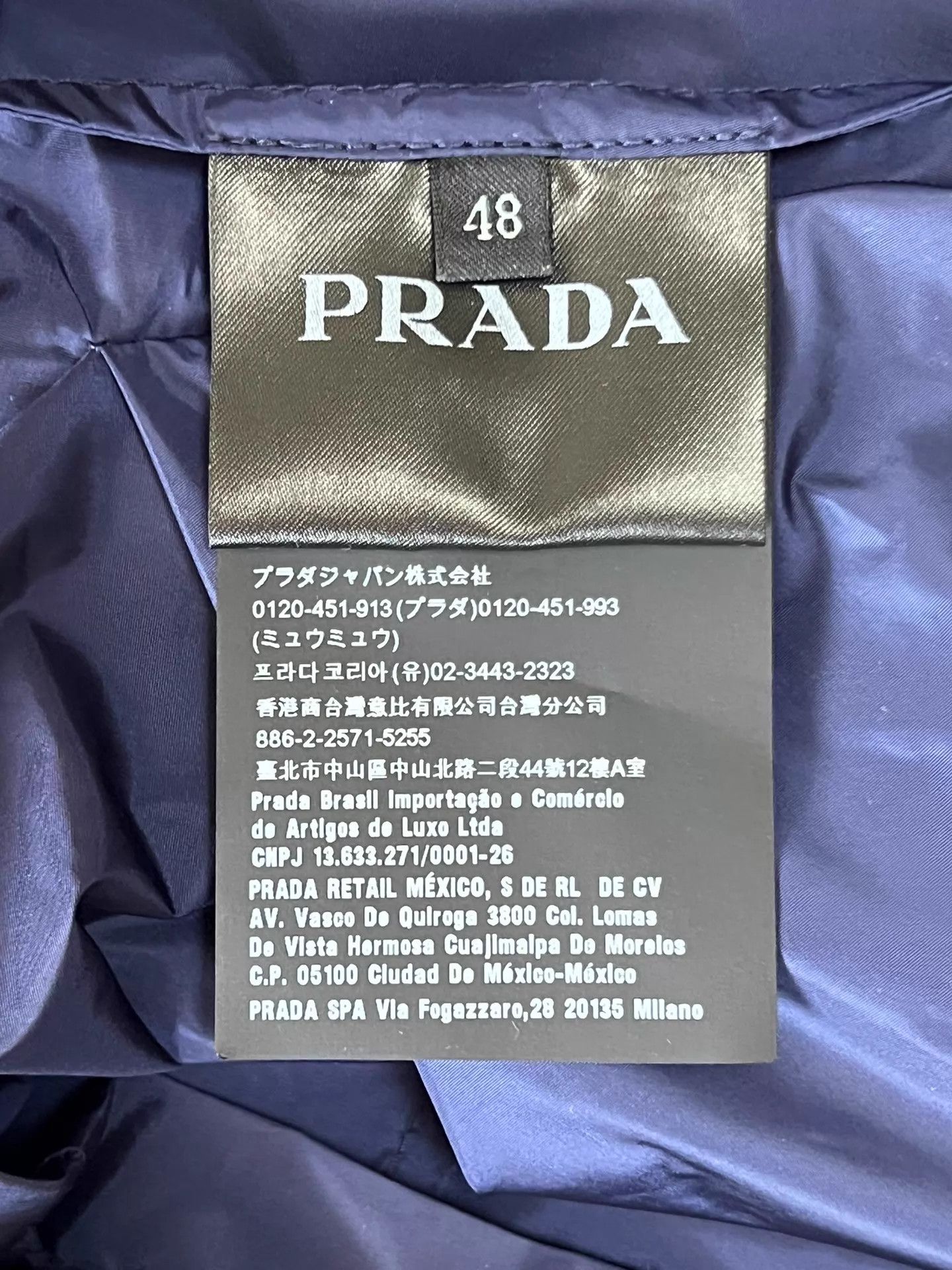 Prada Prada Navy Blue Hooded Nylon Jacket Triangle Logo Size 48 Size US M / EU 48-50 / 2 - 6 Thumbnail