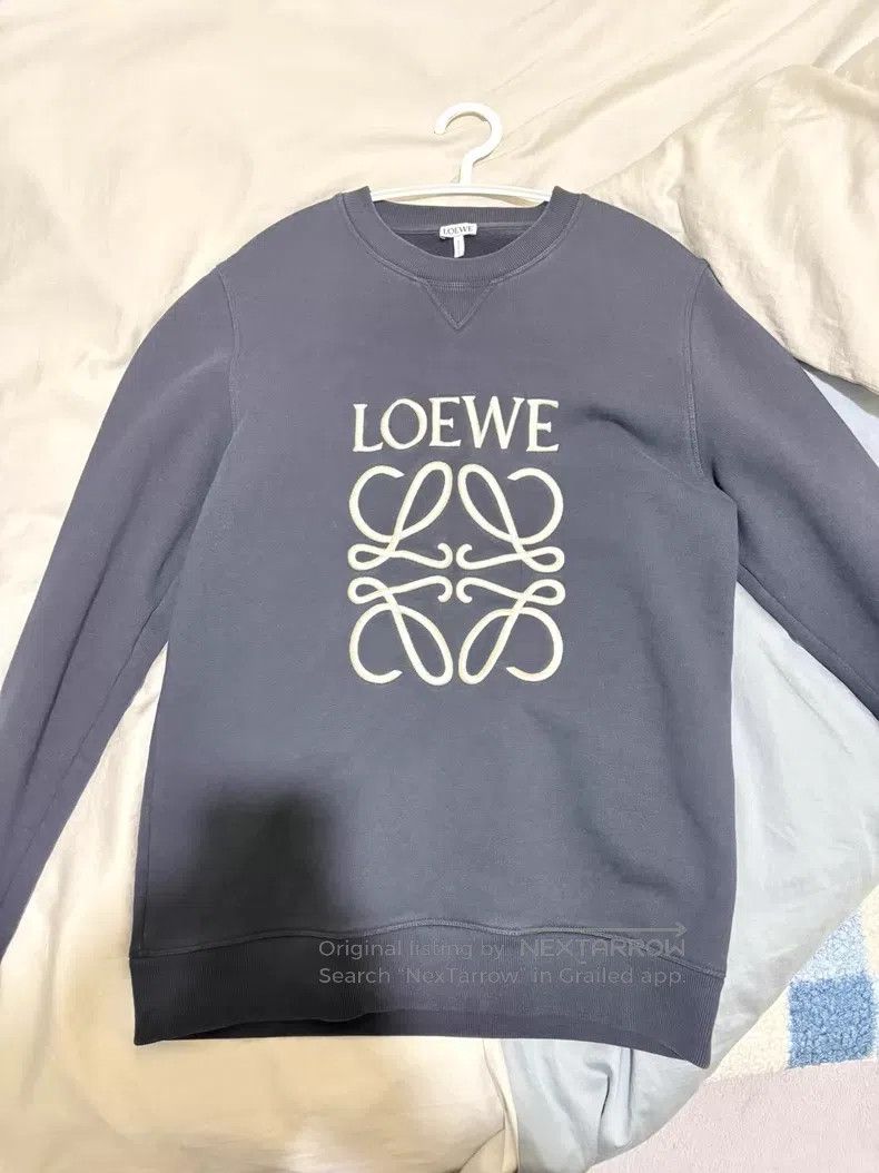 Loewe Loewe Embroidered Letter Logo Sweatshirt, Navy Blue Size M / US 6-8 / IT 42-44 - 1 Thumbnail