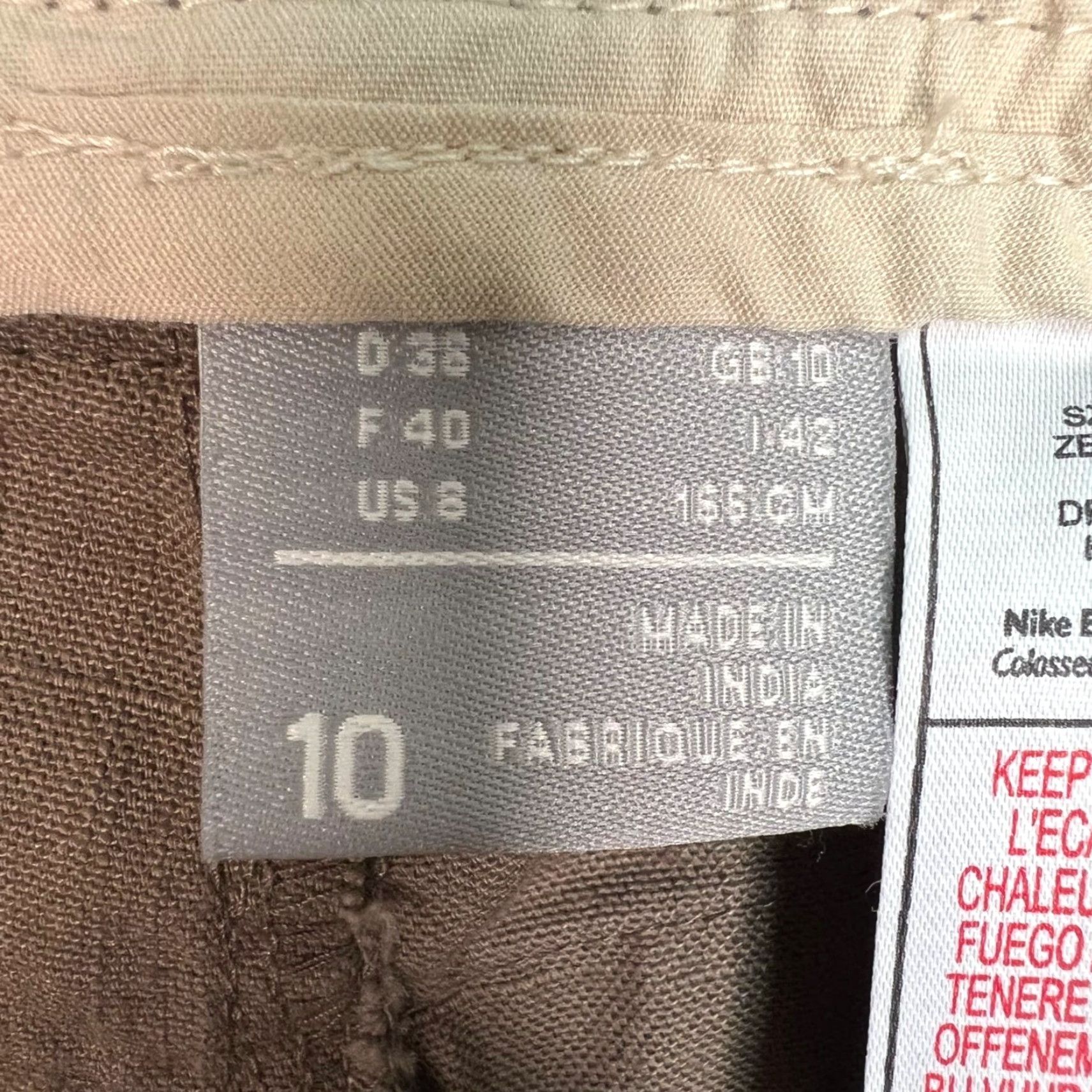 Nike Nike ACG Pants Womens 8 Khaki Cargo Organic Cotton Blend Outdoor Size 30" / US 8 / IT 44 - 4 Thumbnail