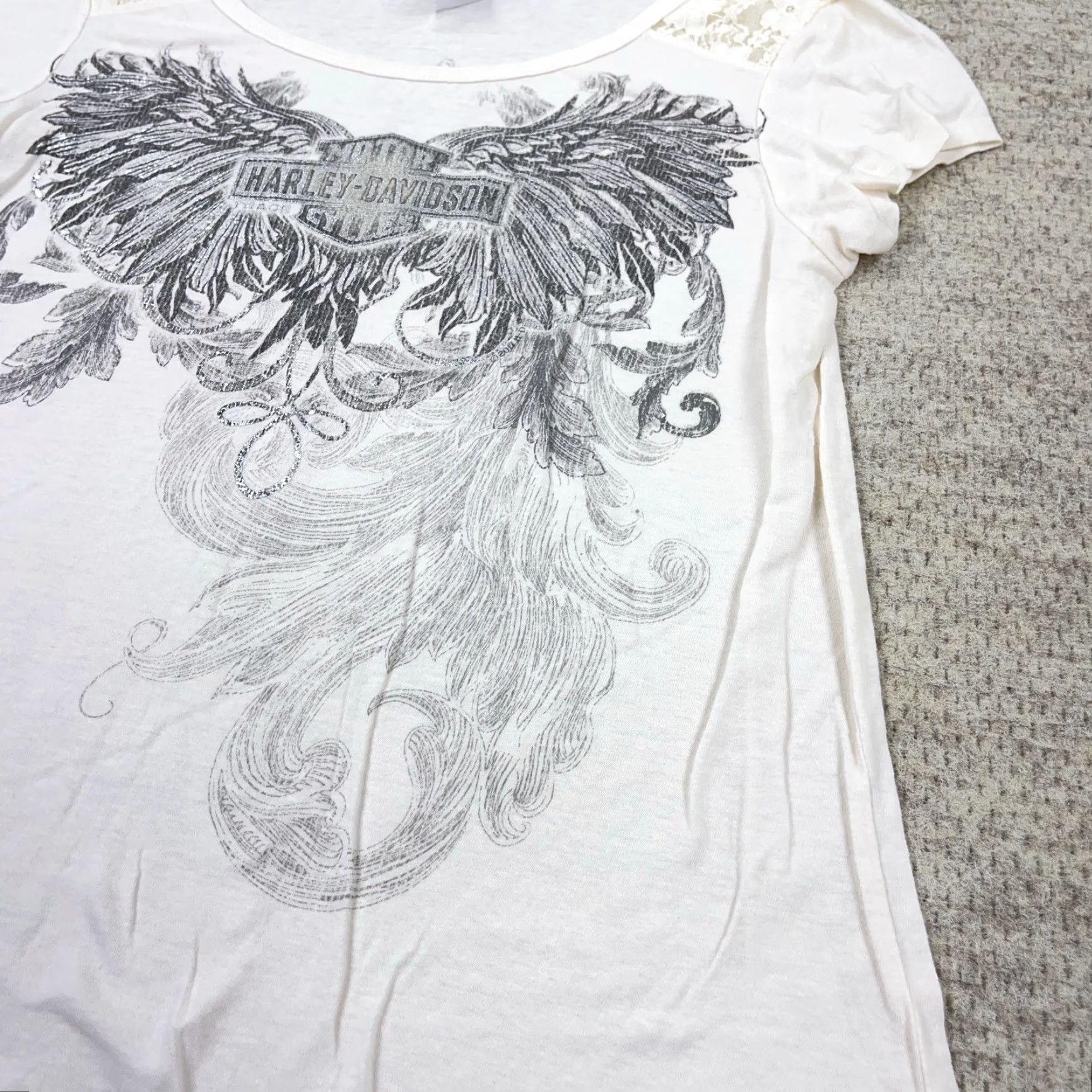 Harley Davidson Harley-Davidson Shirt Women Medium White Graphic Print Logo All Over Wings Womens Size M / US 6-8 / IT 42-44 - 6 Thumbnail
