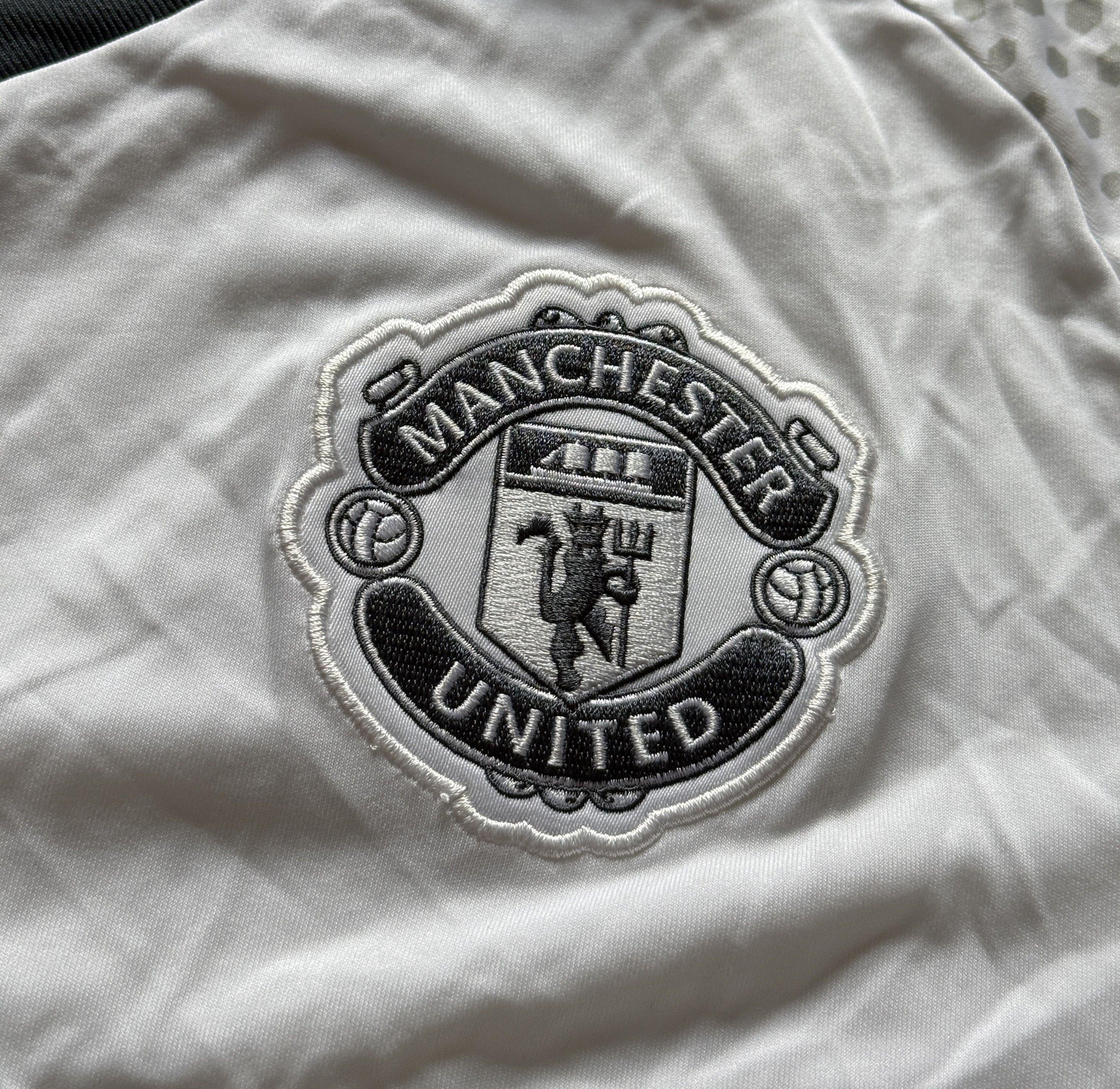 Adidas Manchester United Third 2016/17 Football Soccer Shirt Jersey Size US L / EU 52-54 / 3 - 8 Thumbnail