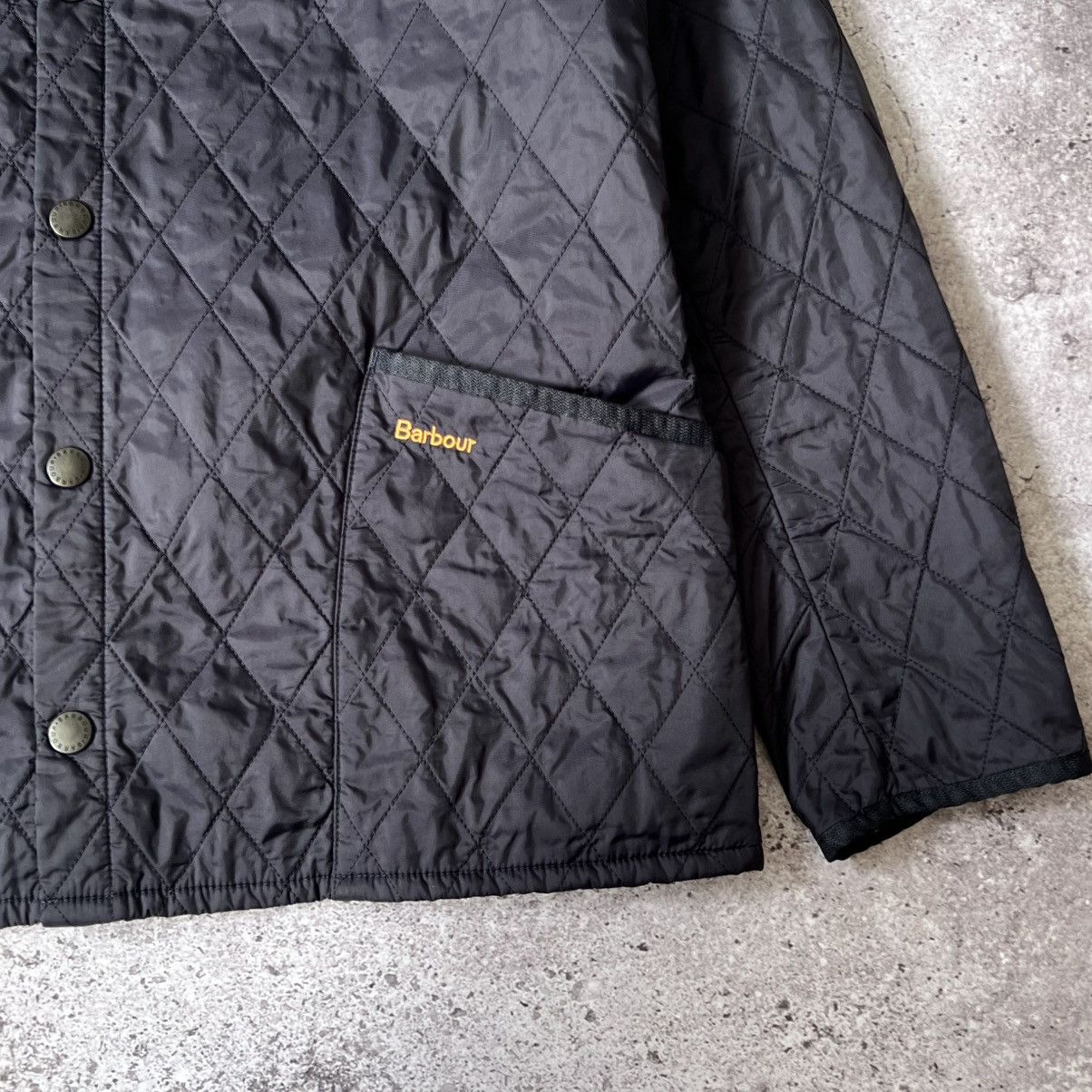 Barbour Barbour Lightweight Liddesdale Quilted Jacket Navy L Size US L / EU 52-54 / 3 - 2 Thumbnail