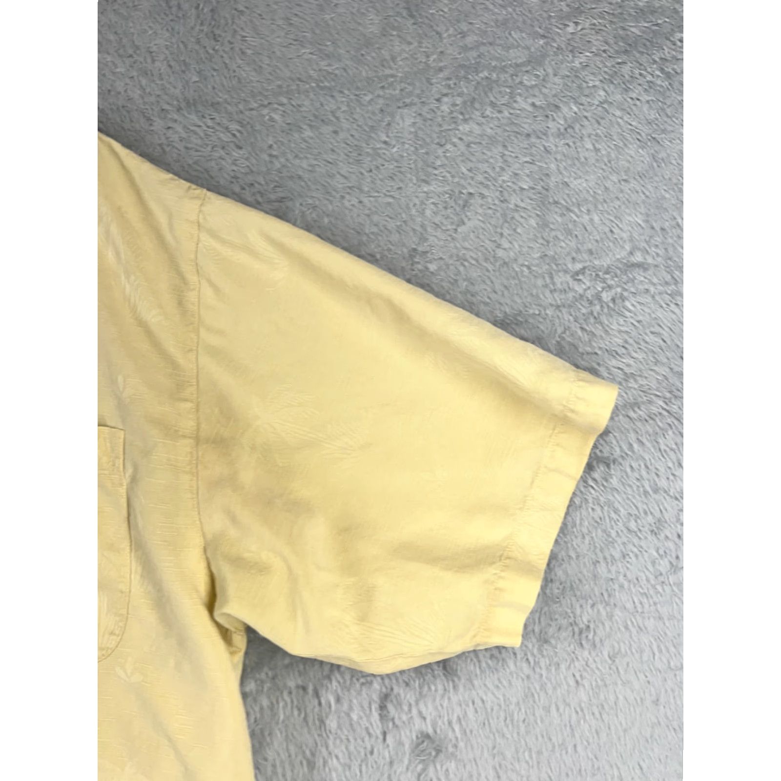 Tommy Bahama Tommy Bahama Shirt Men Extra Large Yellow Short Palm Hawaiian 100% Silk Beach Up Size US XL / EU 56 / 4 - 2 Thumbnail