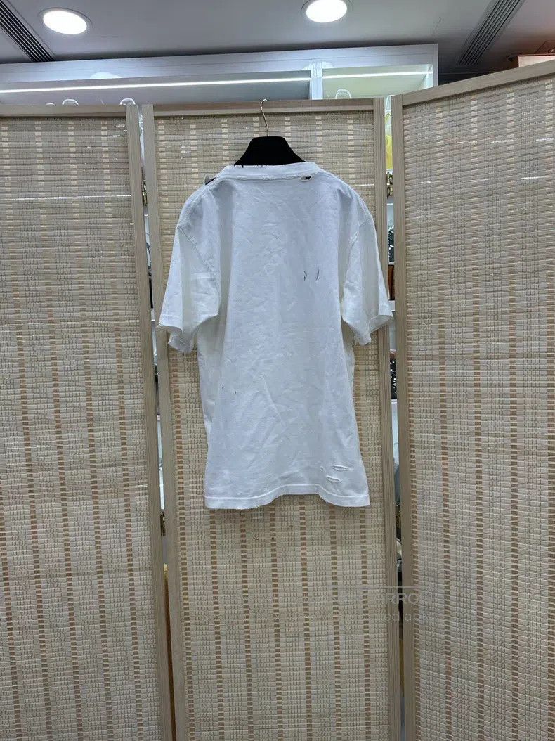 Balenciaga Balenciaga Big Ripped Short Sleeve, Size S Size US S / EU 44-46 / 1 - 2 Thumbnail