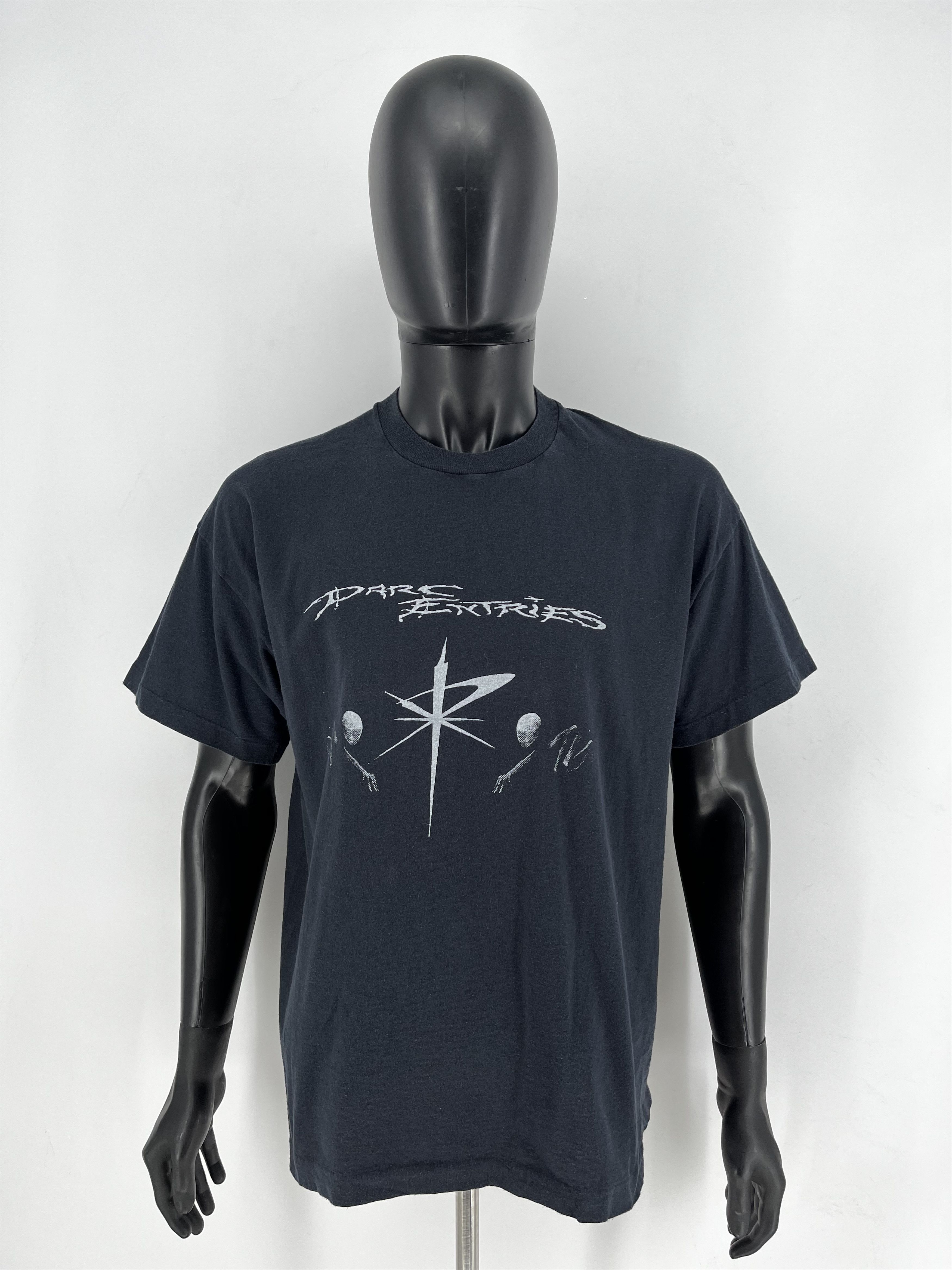 Band Tees Darc Entries Gothic90s Bandshirt Plastikstrom Kiss the Blade Size US XL / EU 56 / 4 - 2 Thumbnail