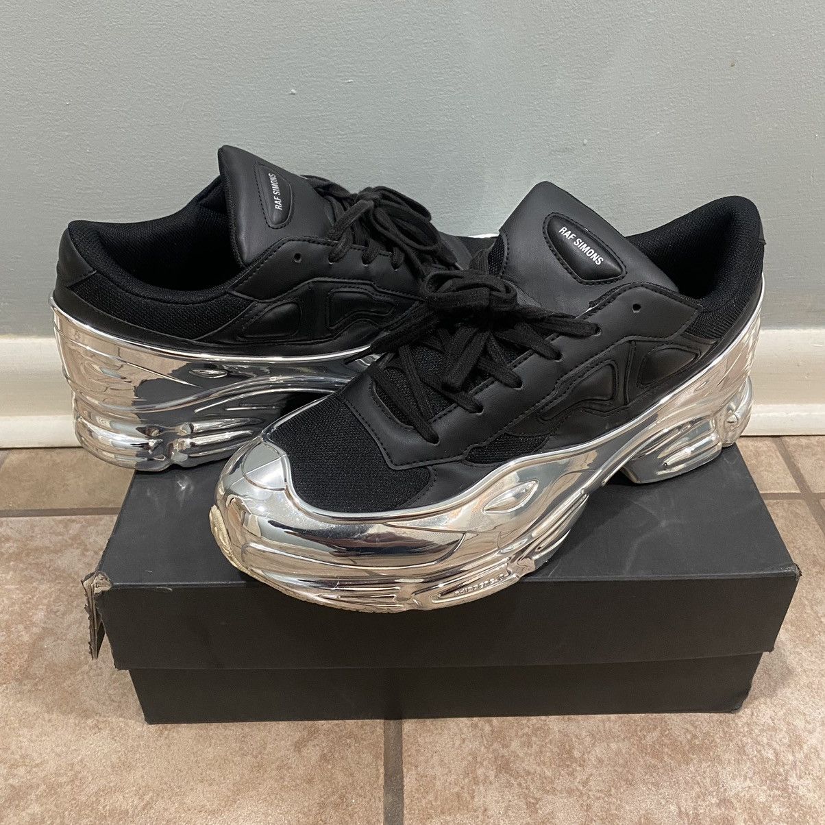 raf simons ozweego metallic