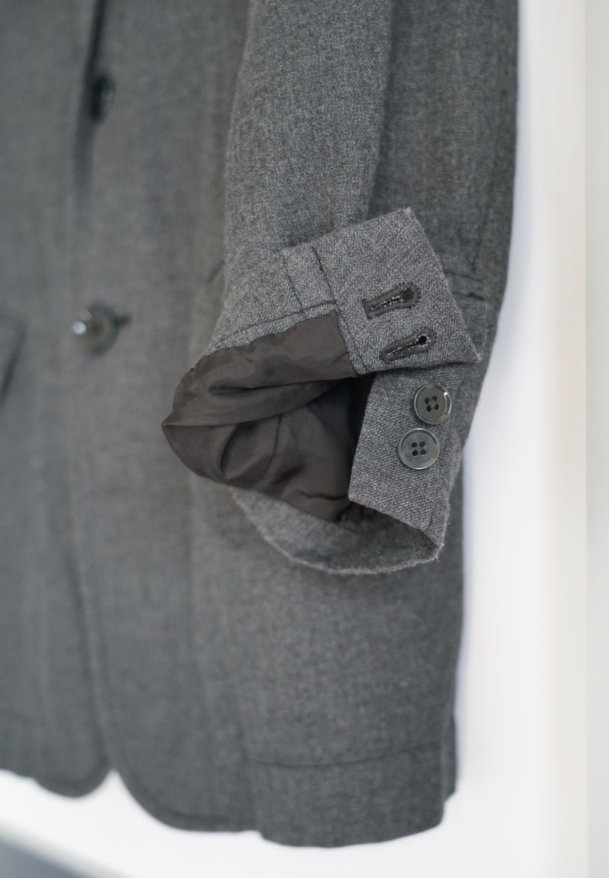 Yohji Yamamoto Yohji Yamamoto 12AW Asymmetric Back Vent Gray Blazer K4 Size US S / EU 44-46 / 1 - 4 Thumbnail