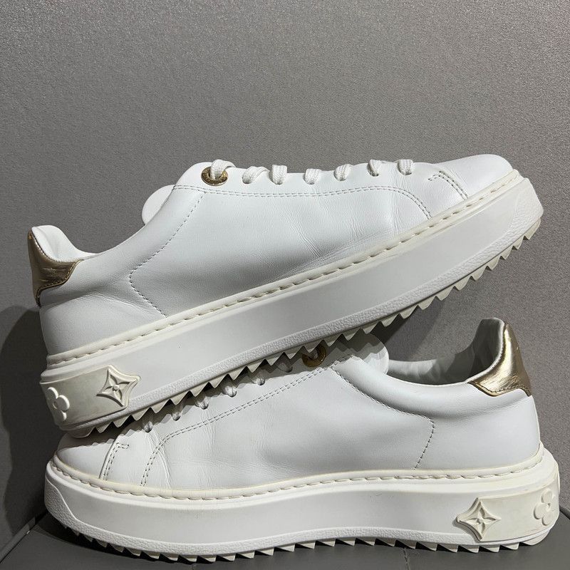 Louis Vuitton Louis Vuitton Stylish White Leather Sneakers - Size US 6.5 / EU 39-40 - 7 Thumbnail