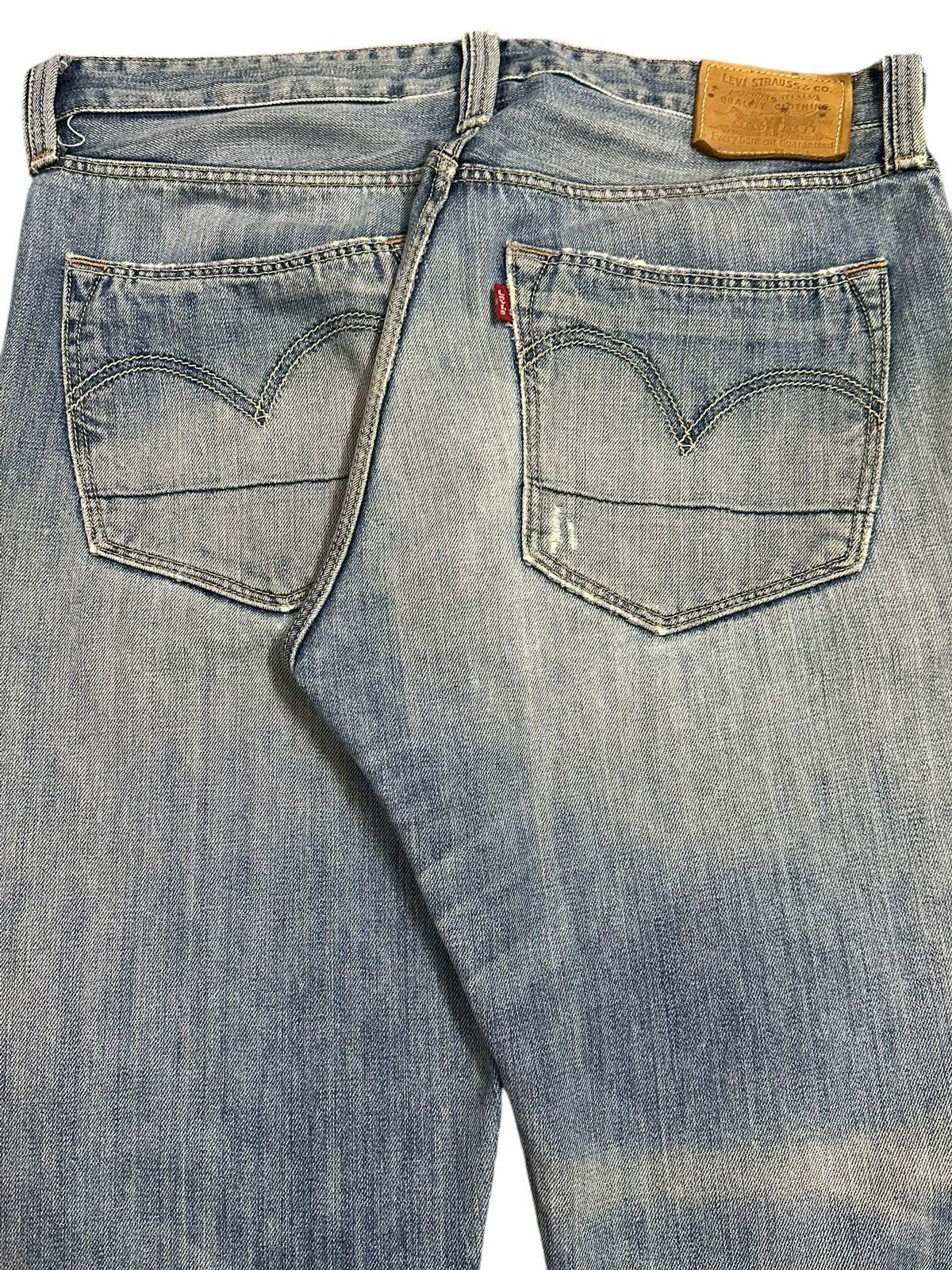 Levi's Vintage 90s Levis Faded Wash Distressed Style Loose Jeans Size US 35 - 6 Thumbnail
