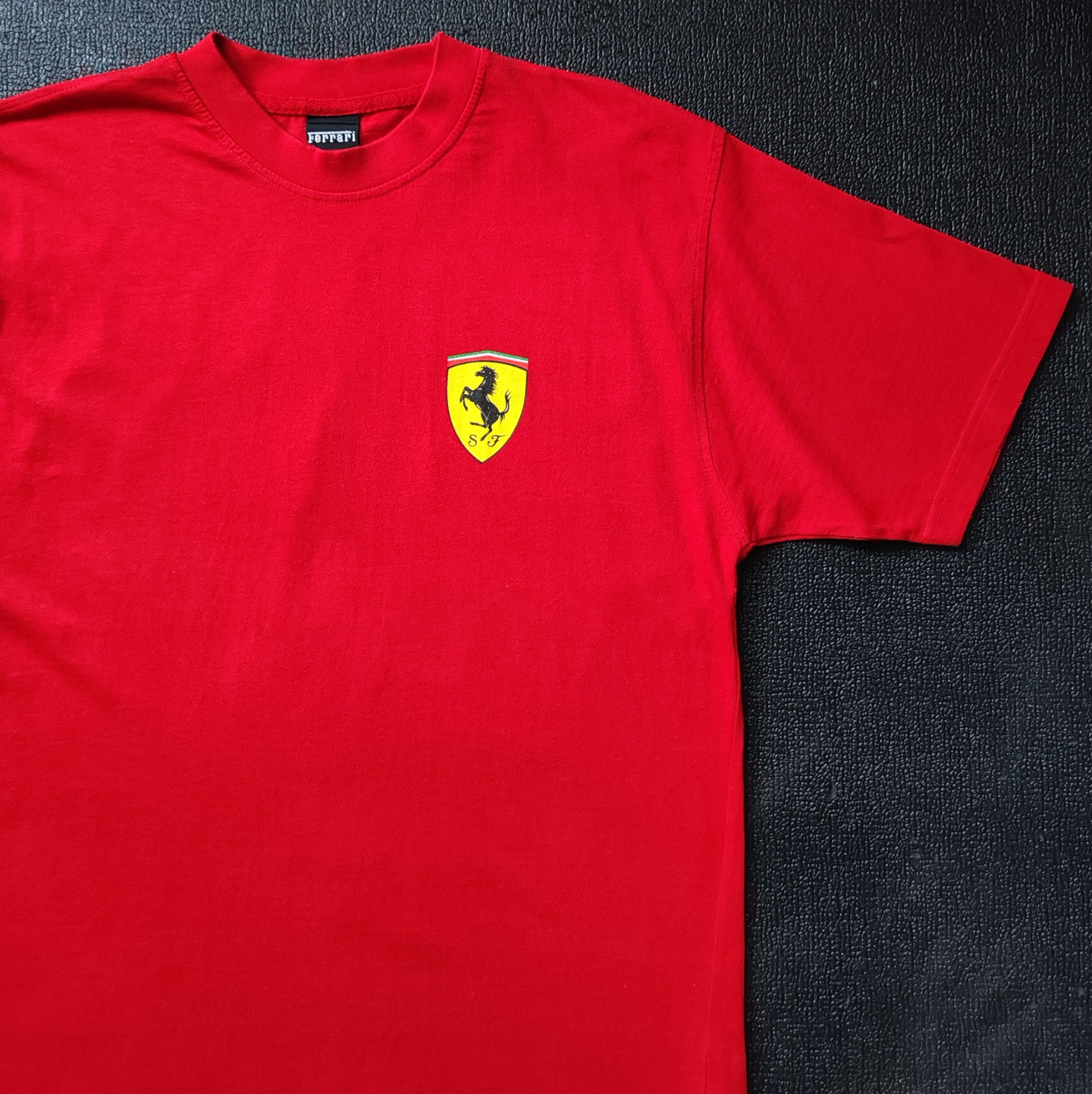 Ferrari Vintage FERRARI 2002 F1 Grand Prix T Shirt size Medium Size US M / EU 48-50 / 2 - 3 Thumbnail