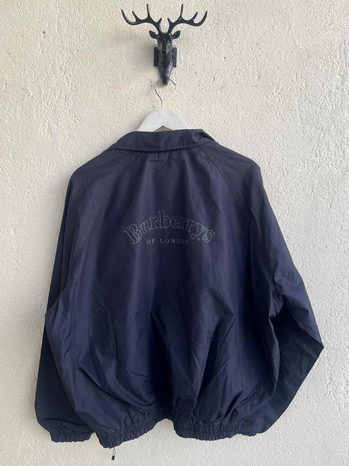 Burberry Burberrys Embroidered Logo Nylon Windbreaker Jacket Size US XL / EU 56 / 4 - 2 Thumbnail