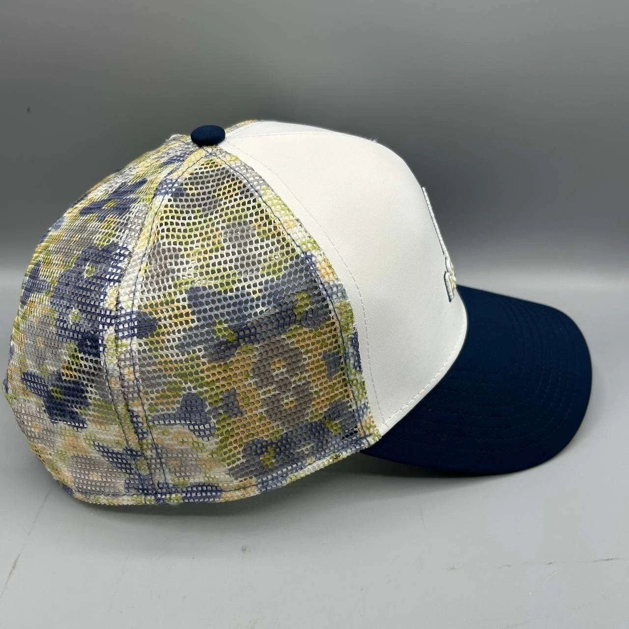 Other Ascend Trucker Hat Men White Blue Camo Embroidered Snap Back Size ONE SIZE - 3 Thumbnail