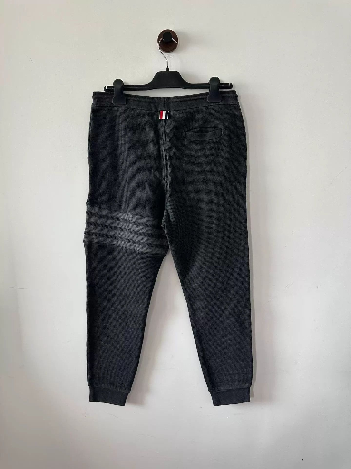 Thom Browne Thom Browne Dark Gray Waffle Sweatpants Size 3 Size US 32 / EU 48 - 2 Thumbnail