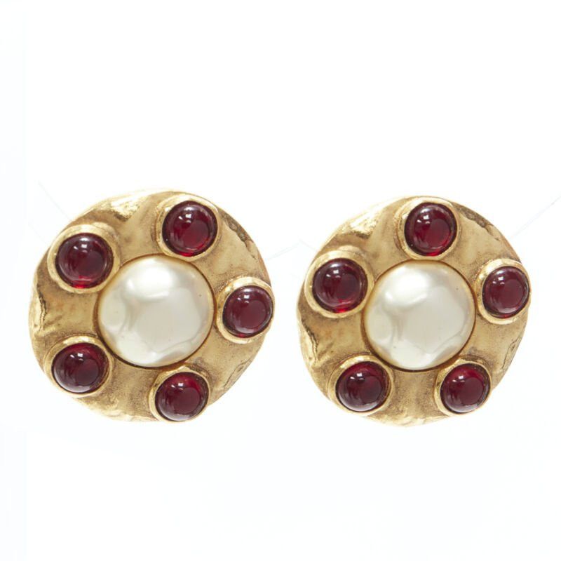 Chanel CHANEL Vintage 1990's Collection 23 gold red Gripoix faux pearl clip on earrings Size ONE SIZE - 1 Thumbnail