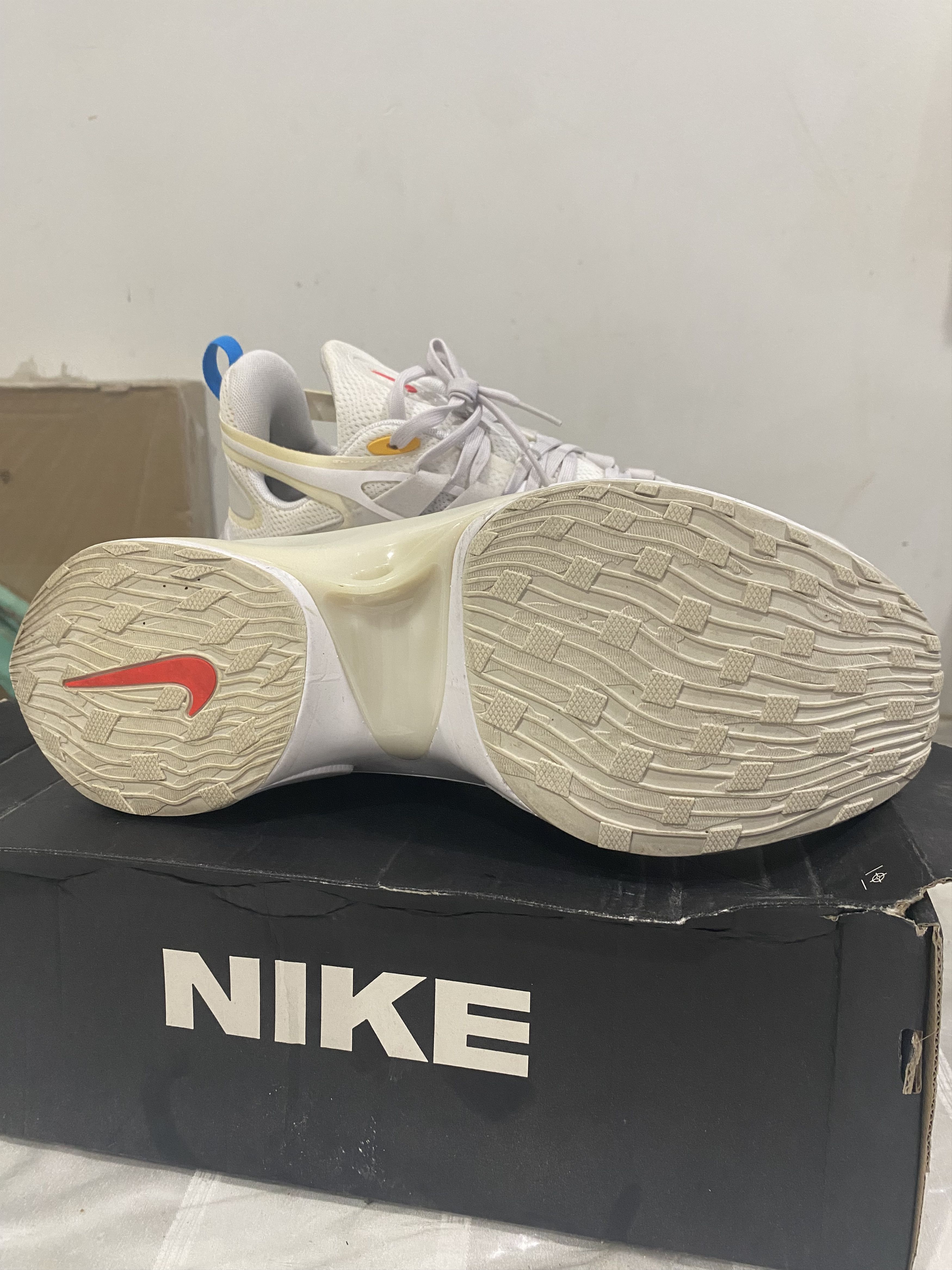 Nike Nike Signal DIMSIX Size US 11 / EU 44 - 4 Thumbnail