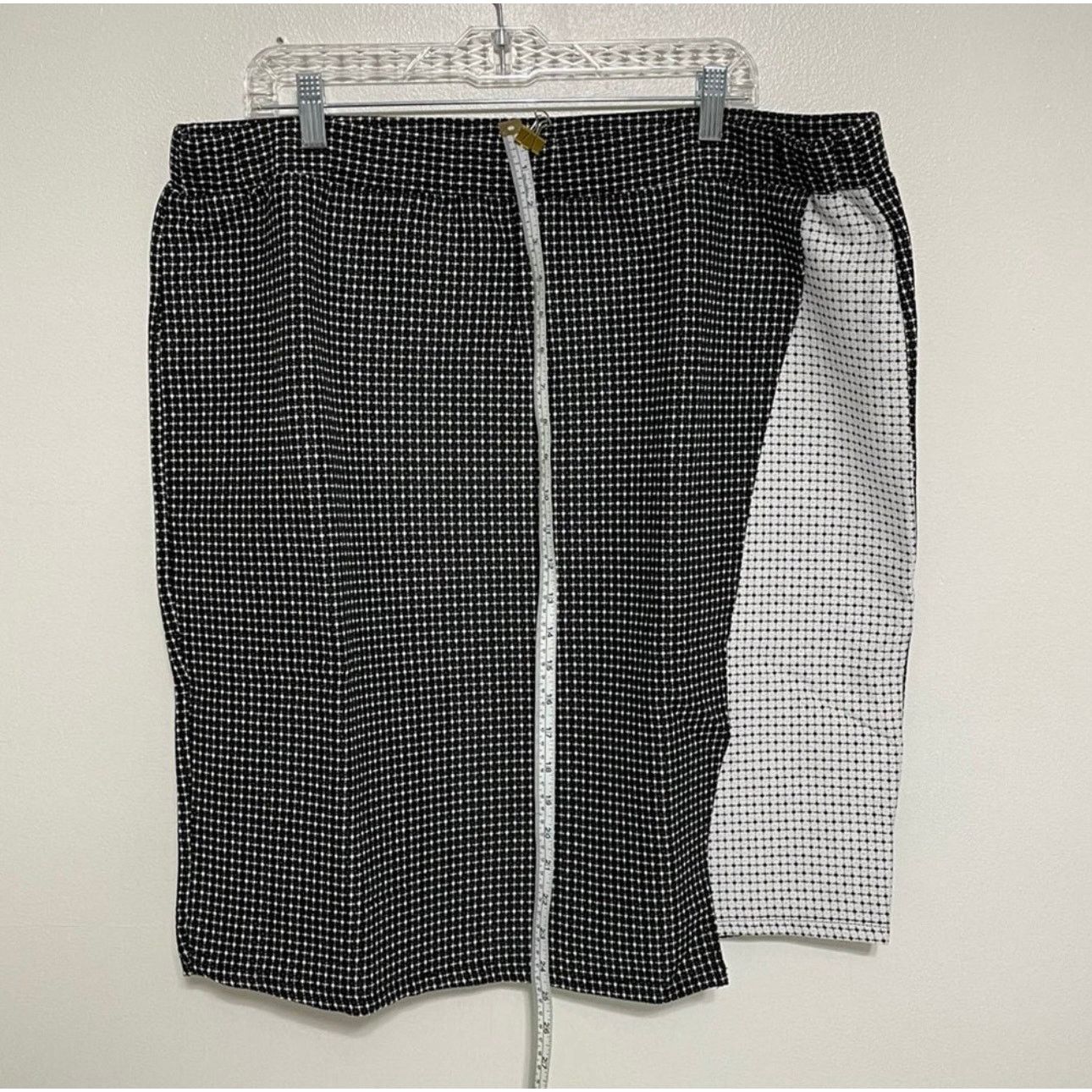 Other JESSICA LONDON Black & White Box Plaid Skirt Size 18/20 NWT Size 40" / US 18 - 2 Thumbnail