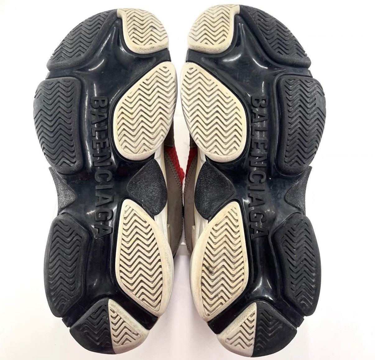 Balenciaga Balenciaga Triple S Men's Dad Shoes Yin-Yang Color Block K12 Size US 8.5 / EU 41-42 - 5 Thumbnail