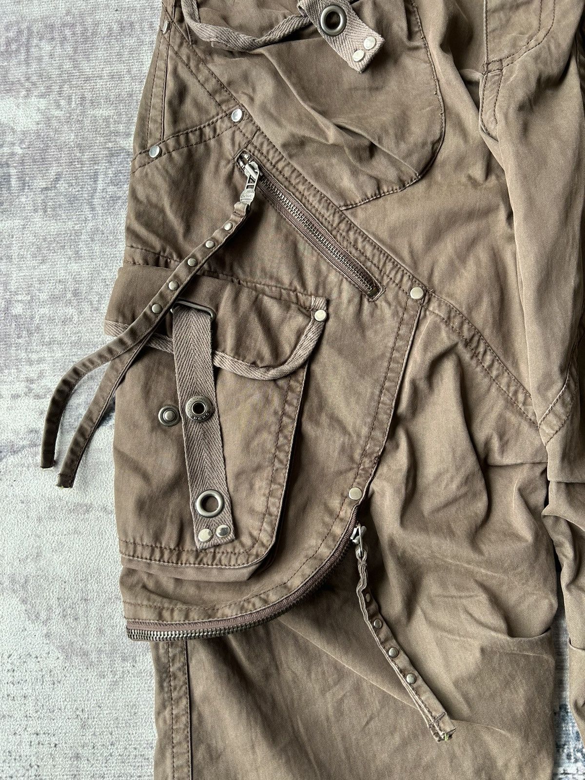 If Six Was Nine Bondage Multipocket Cargo Pants Size US 35 - 10 Thumbnail