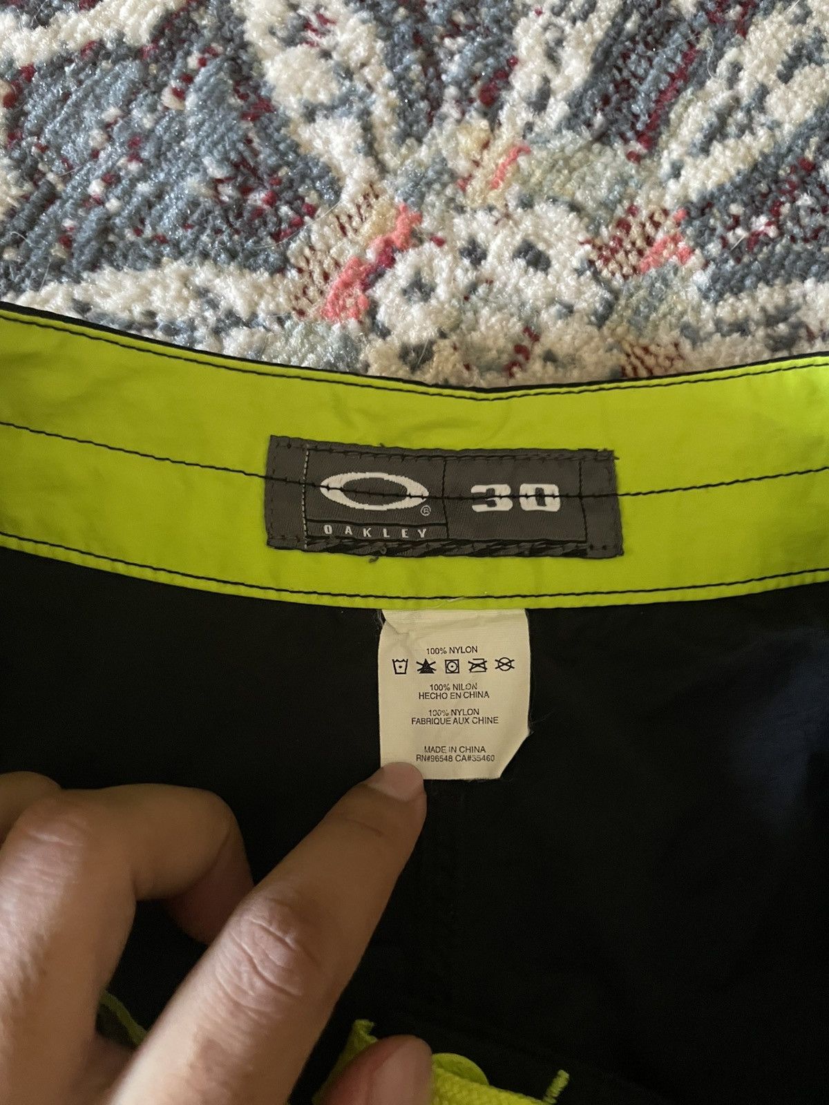 Oakley Y2K Oakley Neon Nylon Broadshorts Size US 30 / EU 46 - 6 Thumbnail