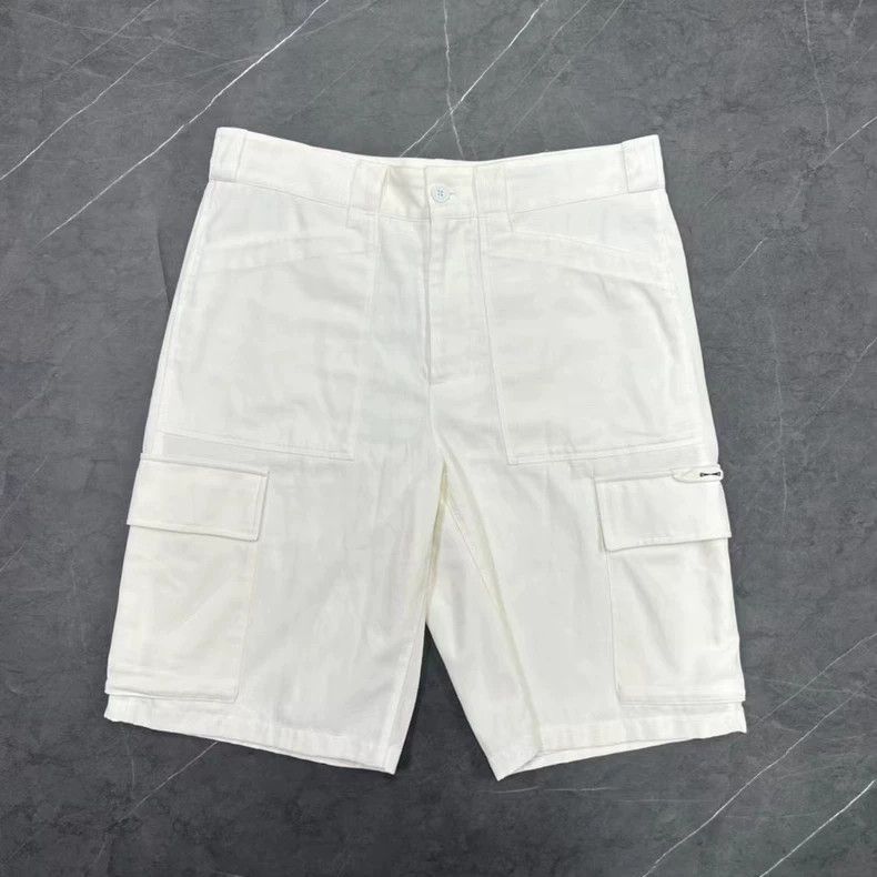 Louis Vuitton Louis Vuitton White Cargo Shorts - dmc Size US 31 - 1 Thumbnail